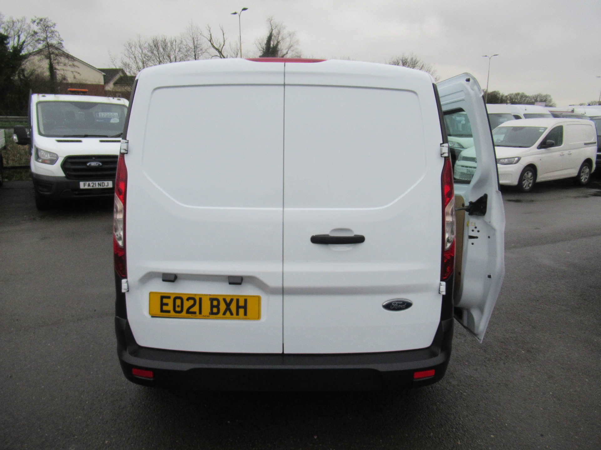 FORD TRANSIT CONNECT 1.5 230 EcoBlue Crew Van Double Cab 6dr Diesel Manual L2 Euro 6 (s/s) (100 ps) #7