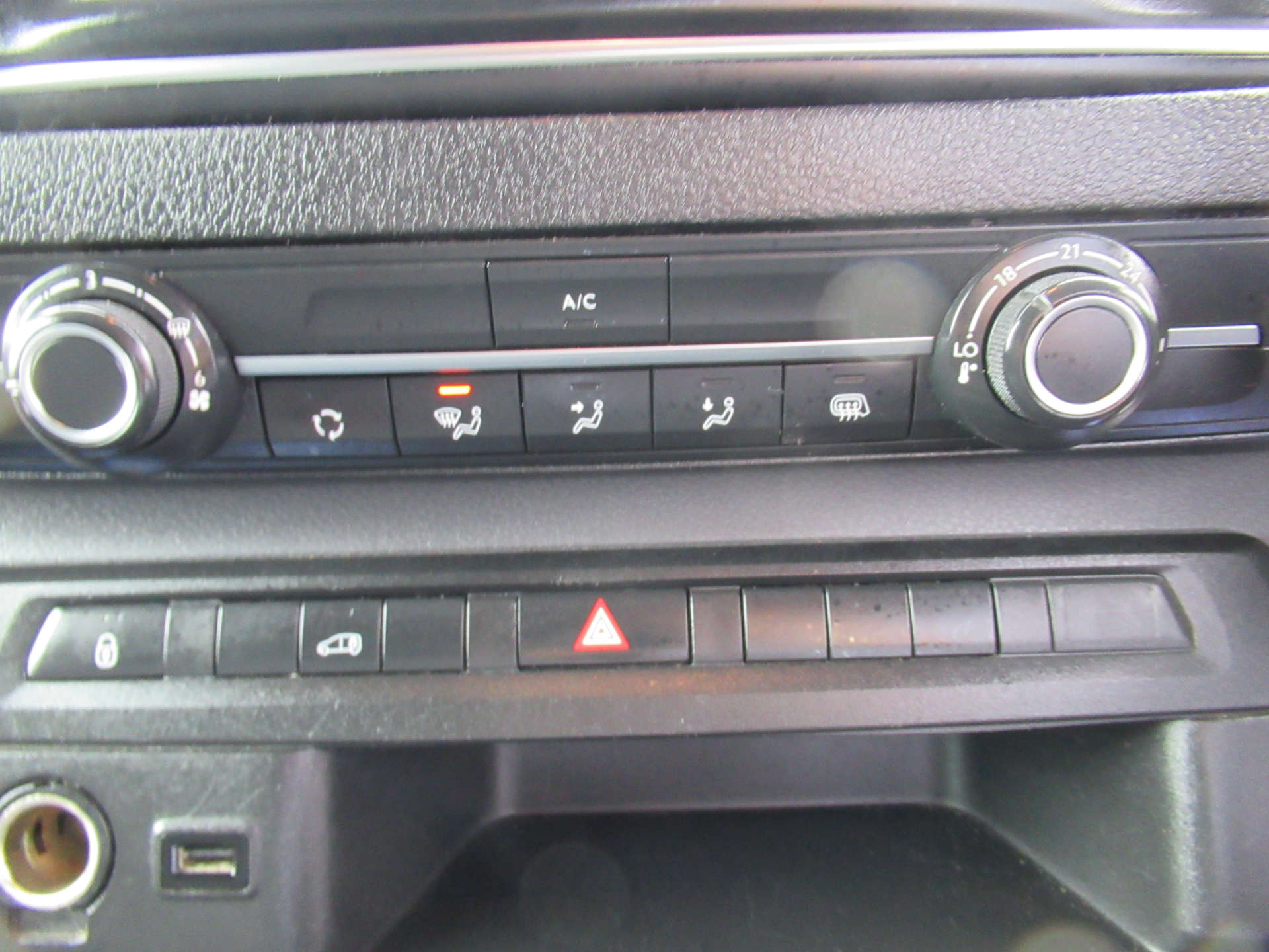 VAUXHALL VIVARO 1.5 Vivaro 2900 Dynamic S/S #15