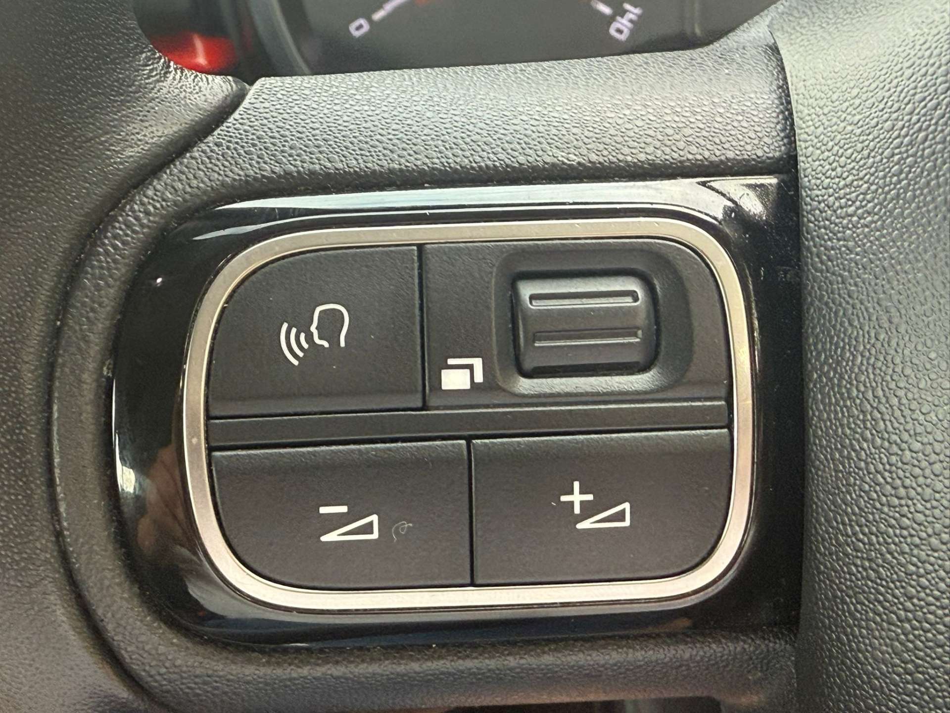 CITROEN C3 1.2 C3 Feel Nav Edition PureTech 5dr #18