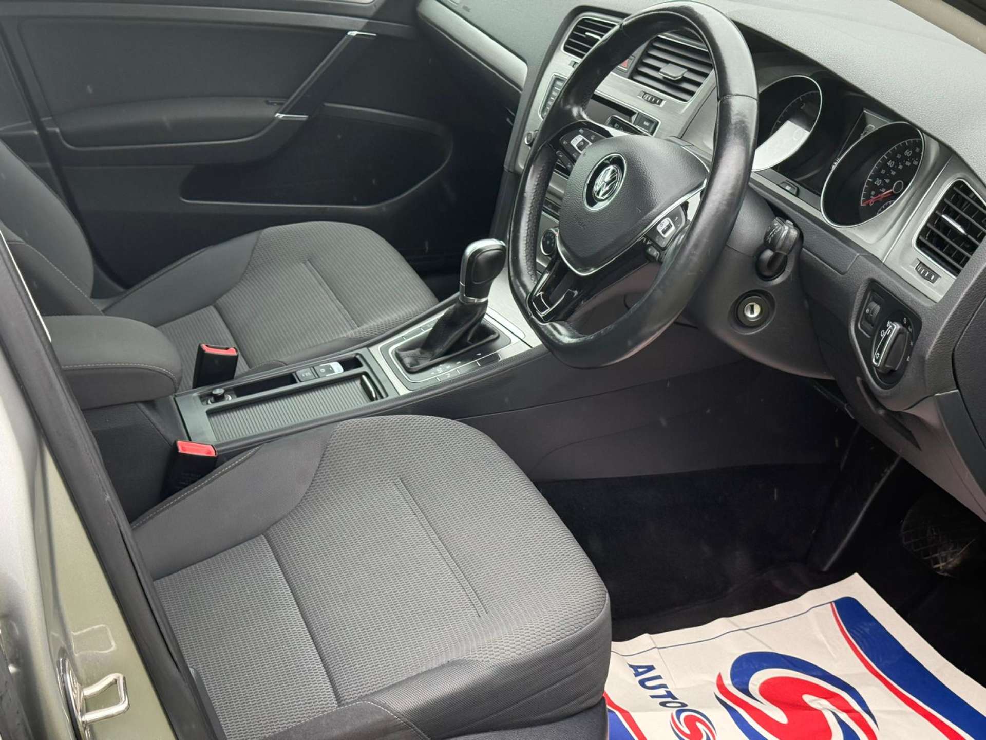 VOLKSWAGEN GOLF 1.6 Golf Match TDI BlueMotion Technology Semi-Auto 5dr #11