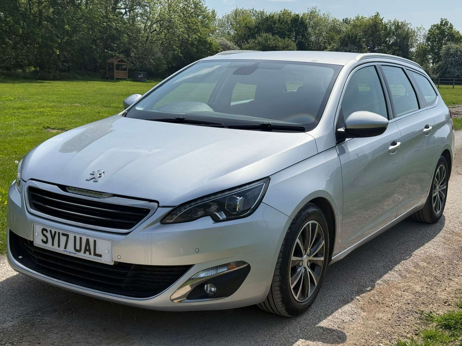 PEUGEOT 308 1.6 308 Allure SW HDi Blue S/S 5dr #2