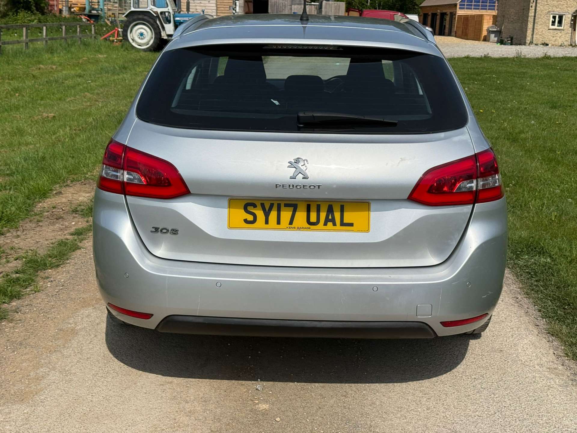 PEUGEOT 308 1.6 308 Allure SW HDi Blue S/S 5dr #9