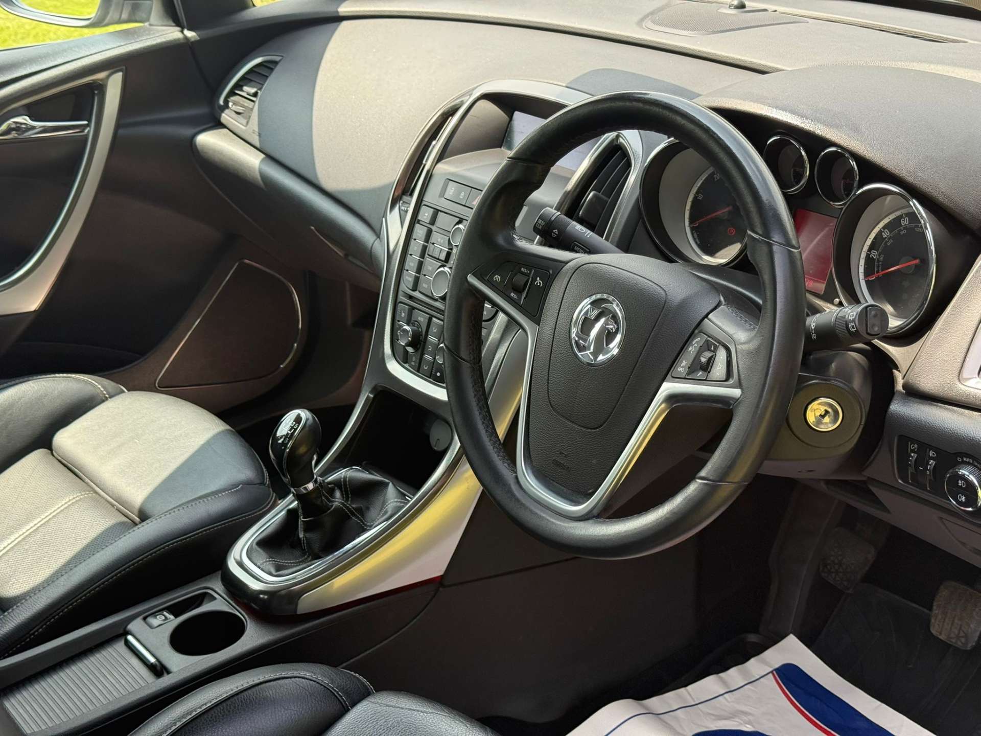 VAUXHALL ASTRA 2.0 Astra Elite CDTI 157 5dr #14