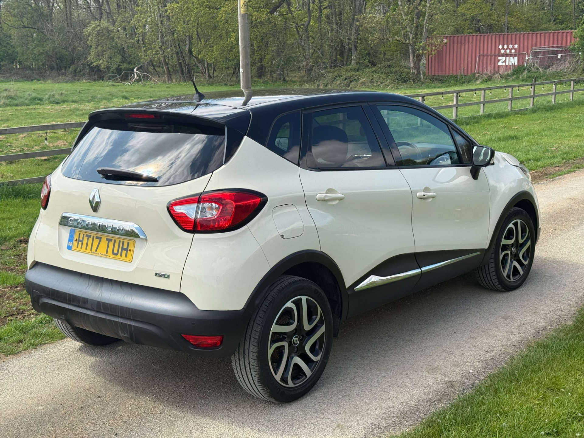 RENAULT CAPTUR 1.5 Captur Dynamique S Nav dCi 5dr #9