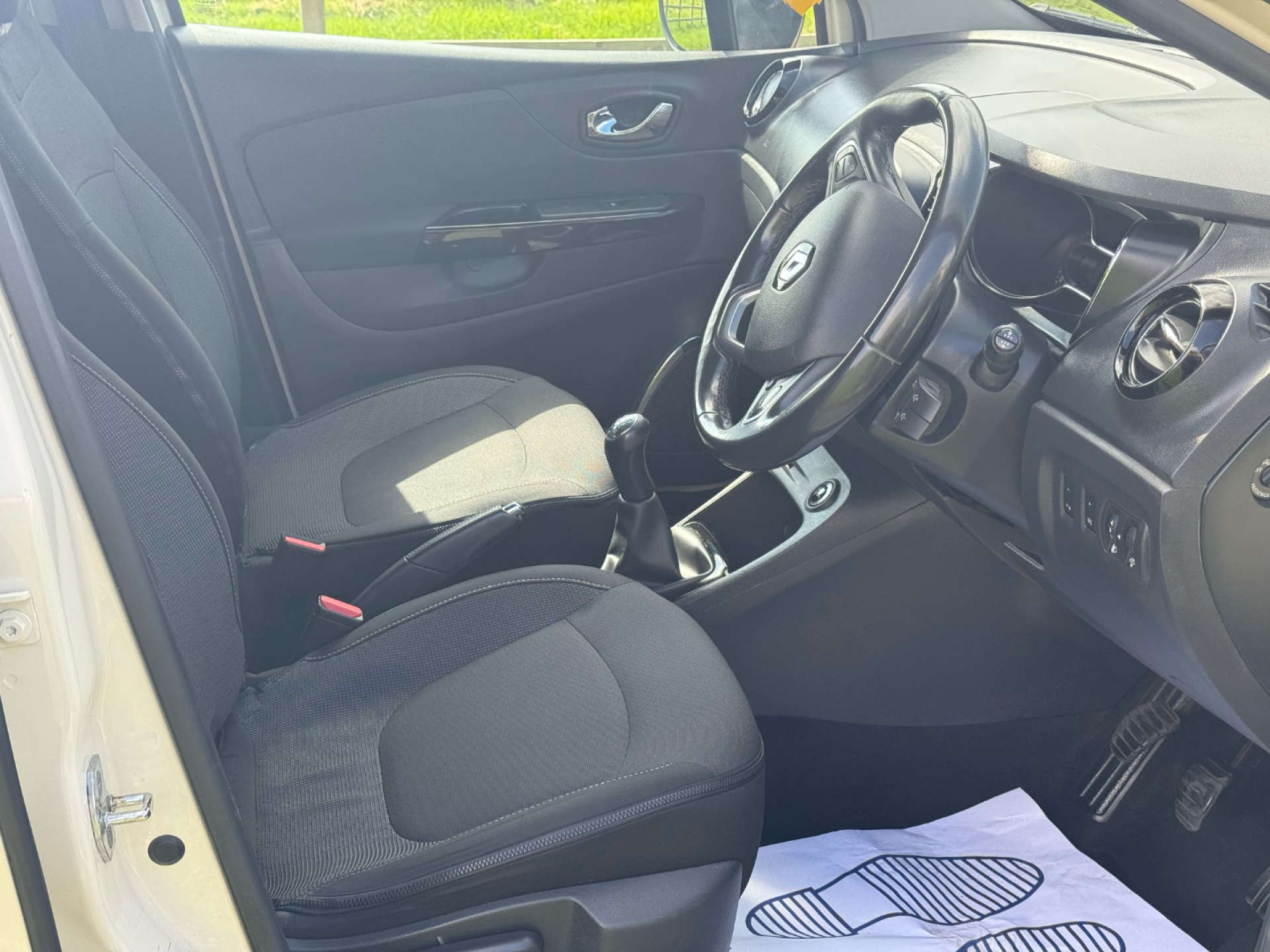 RENAULT CAPTUR 1.5 Captur Dynamique S Nav dCi 5dr #14