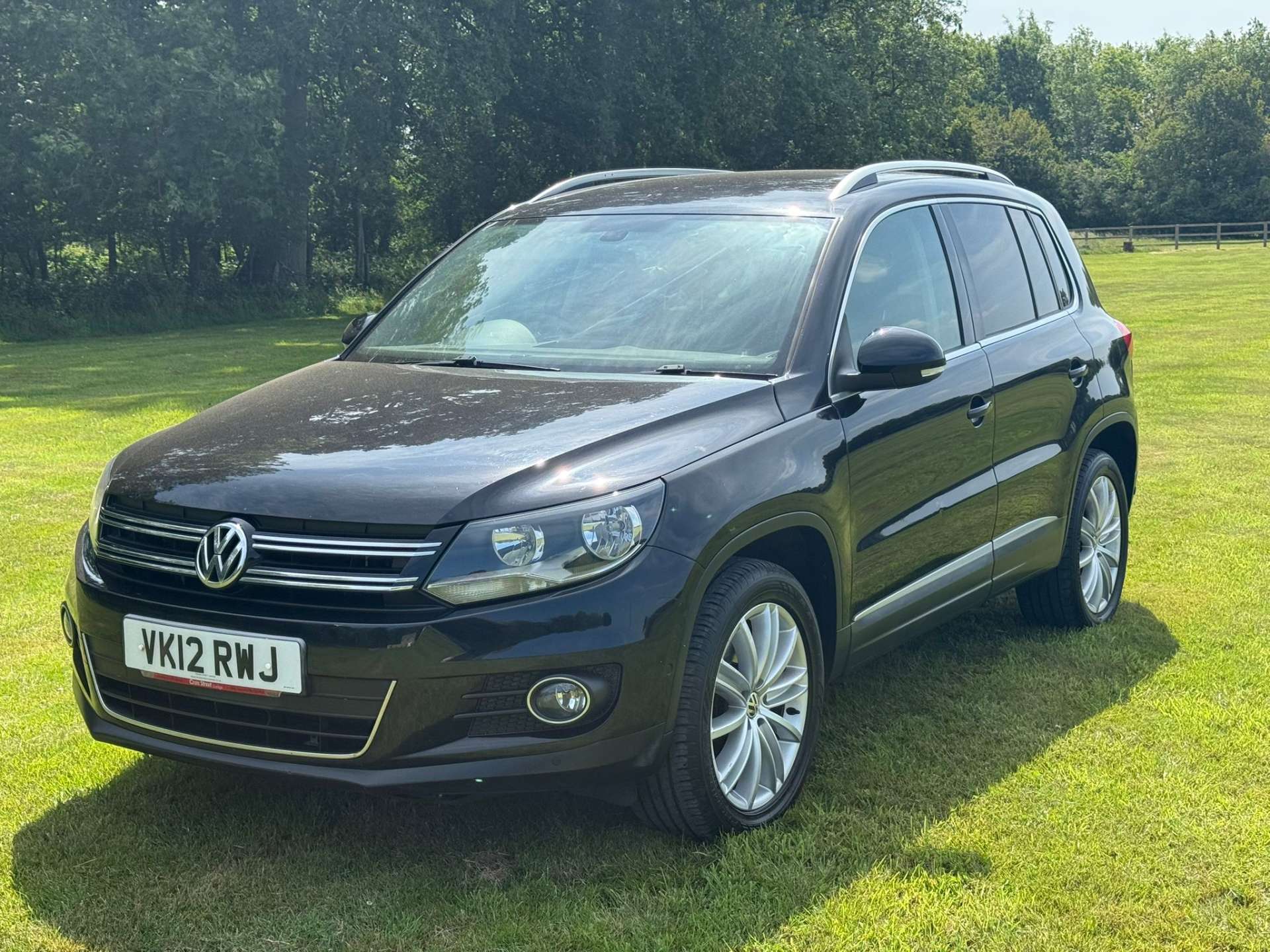 VOLKSWAGEN TIGUAN 2.0 Tiguan Sport TDI BlueMotion Technology 4Motion Semi-Auto 4WD 5dr #0