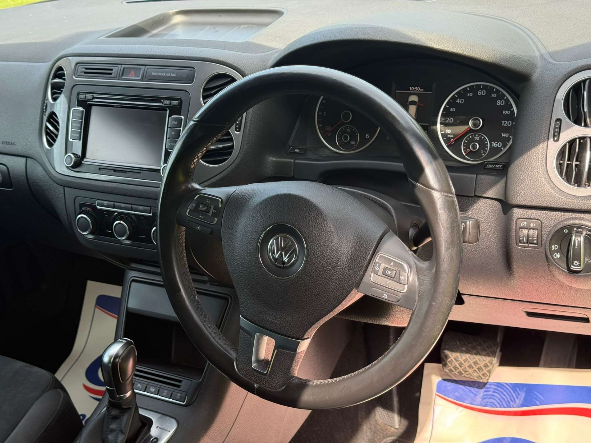 VOLKSWAGEN TIGUAN 2.0 Tiguan Sport TDI BlueMotion Technology 4Motion Semi-Auto 4WD 5dr #16