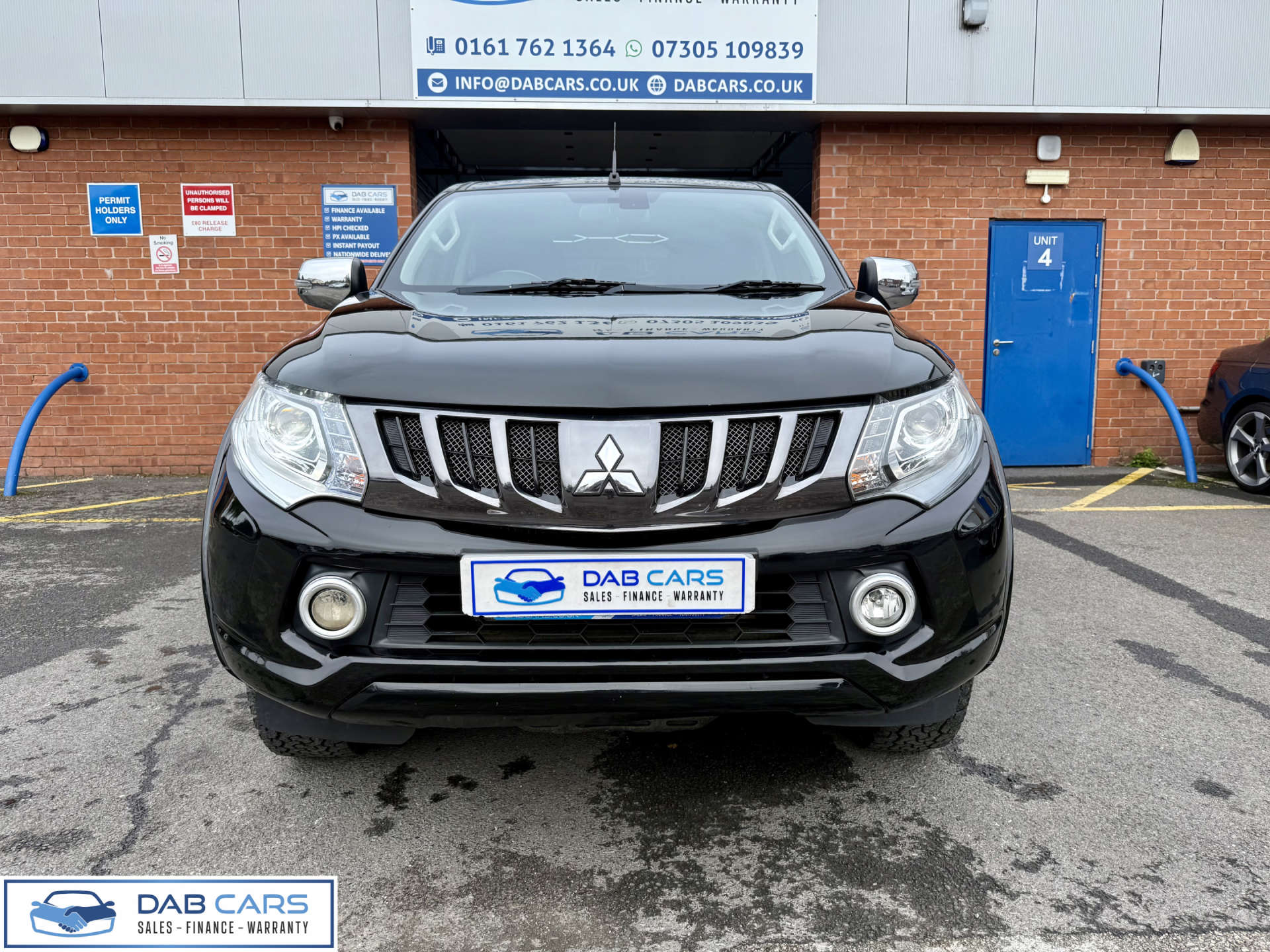 MITSUBISHI L200 2.4 L200 Barbarian DI-D Auto 4WD #65