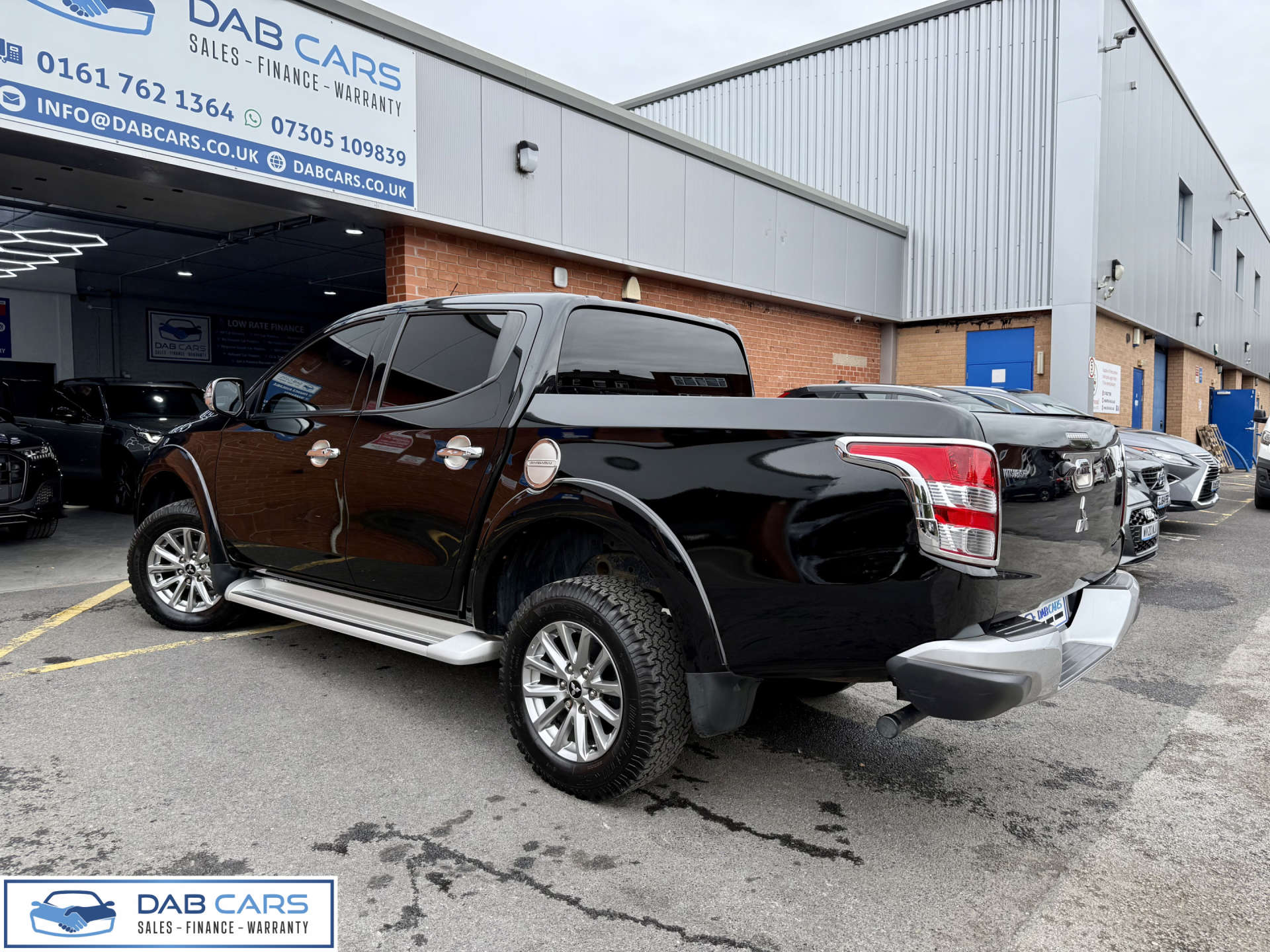 MITSUBISHI L200 2.4 L200 Barbarian DI-D Auto 4WD #69