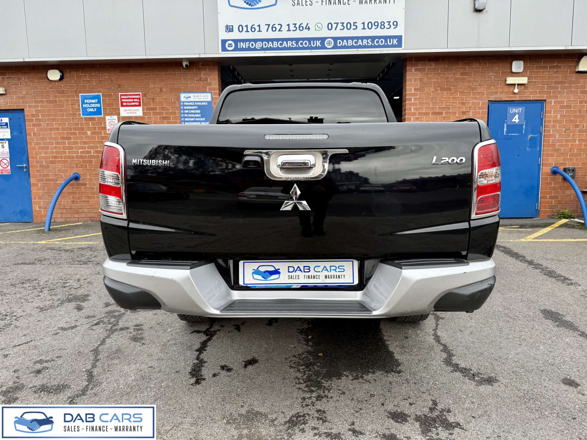 MITSUBISHI L200 2.4 L200 Barbarian DI-D Auto 4WD #70