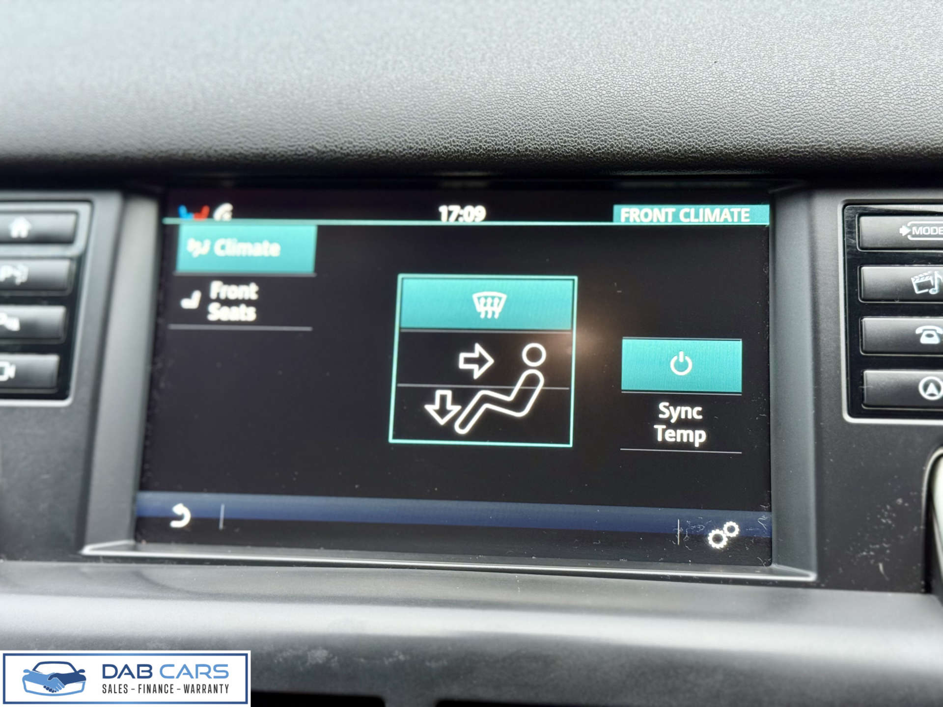 Land Rover Discovery Sport 2.0 Discovery Sport Luxury HSE TD4 Auto 4WD 5dr #40