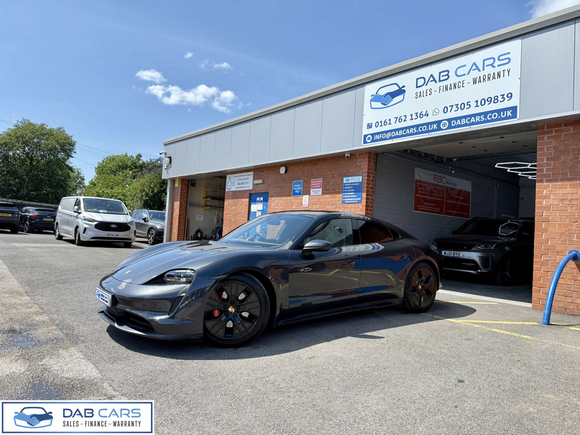 PORSCHE TAYCAN Taycan 4s 93kWh 4WD 4dr #1