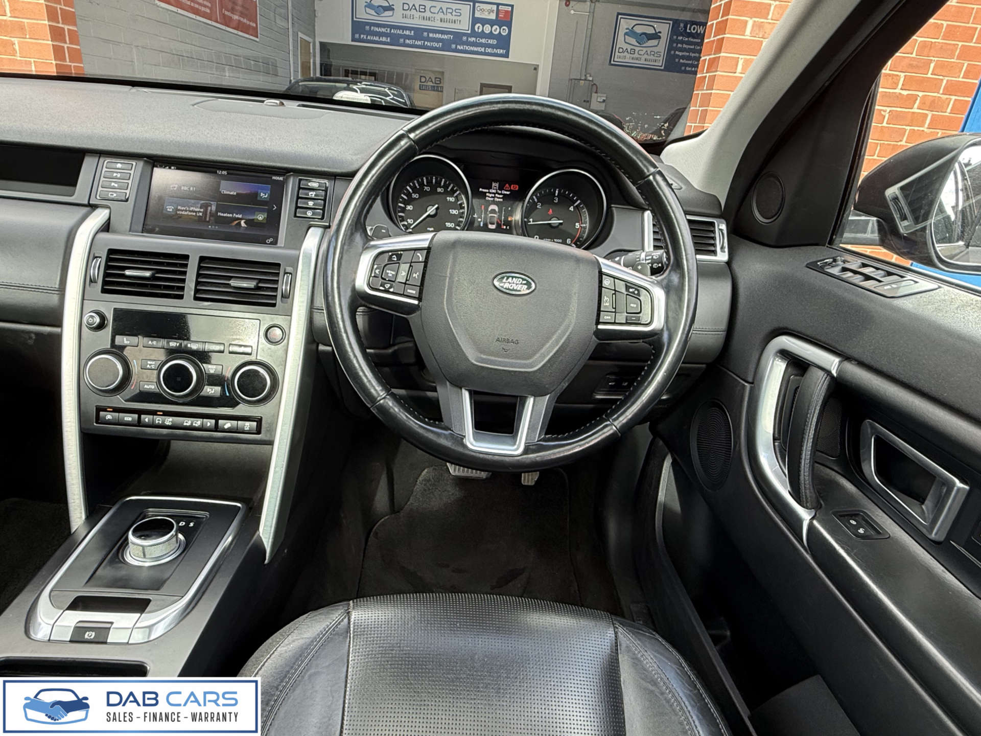 Land Rover Discovery Sport 2.0 Discovery Sport Luxury HSE TD4 Auto 4WD 5dr #4