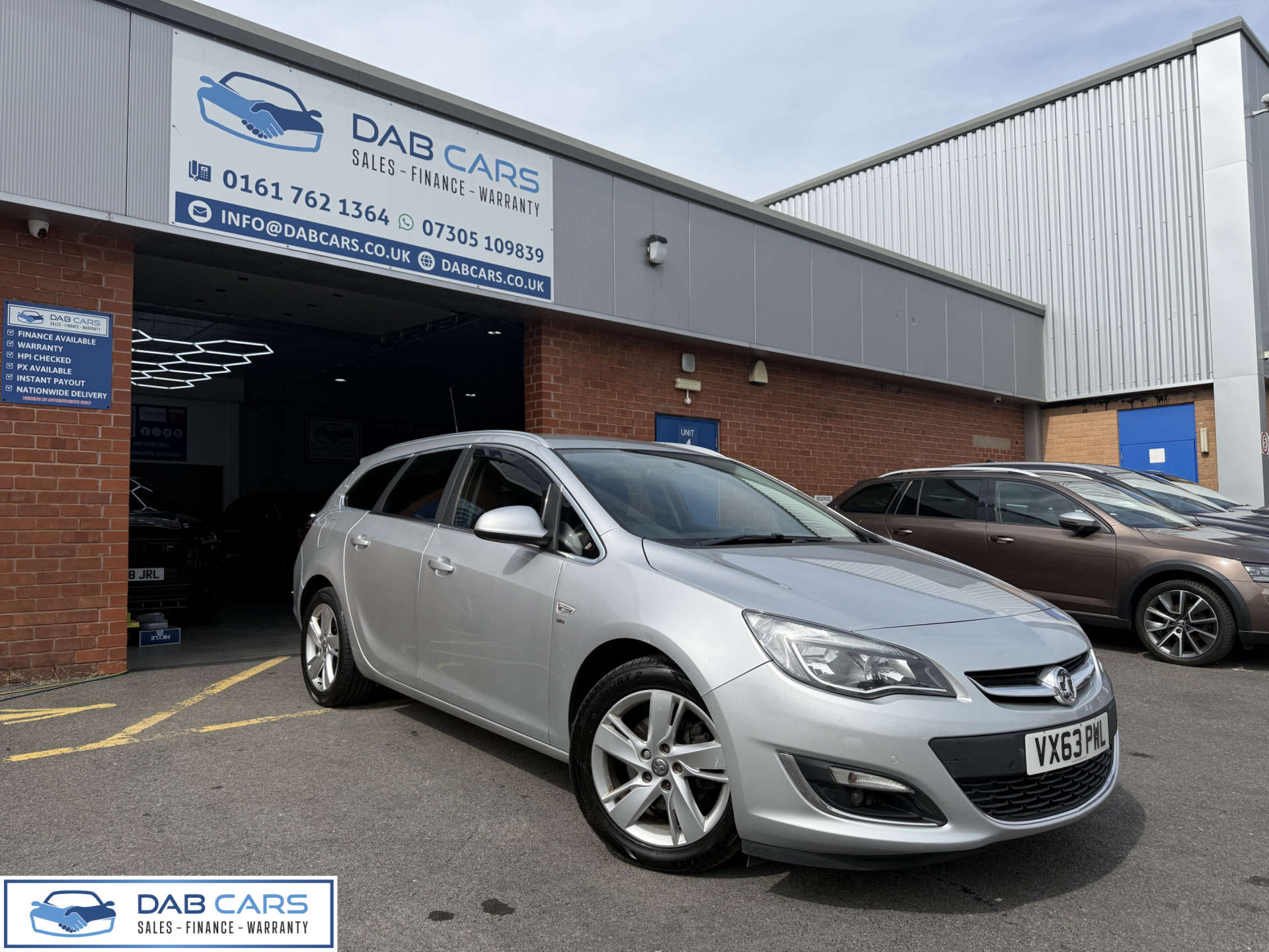 Vauxhall ASTRA 2.0 Astra SRi CDTi Auto 5dr #4