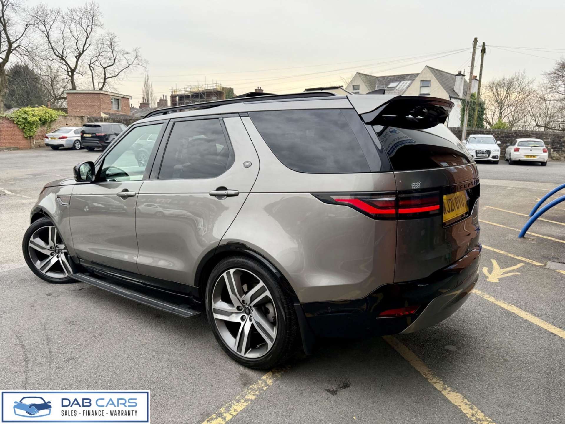 Land Rover Discovery 3.0 D300 MHEV R-Dynamic HSE Auto 4WD Euro 6 (s/s) 5dr #76
