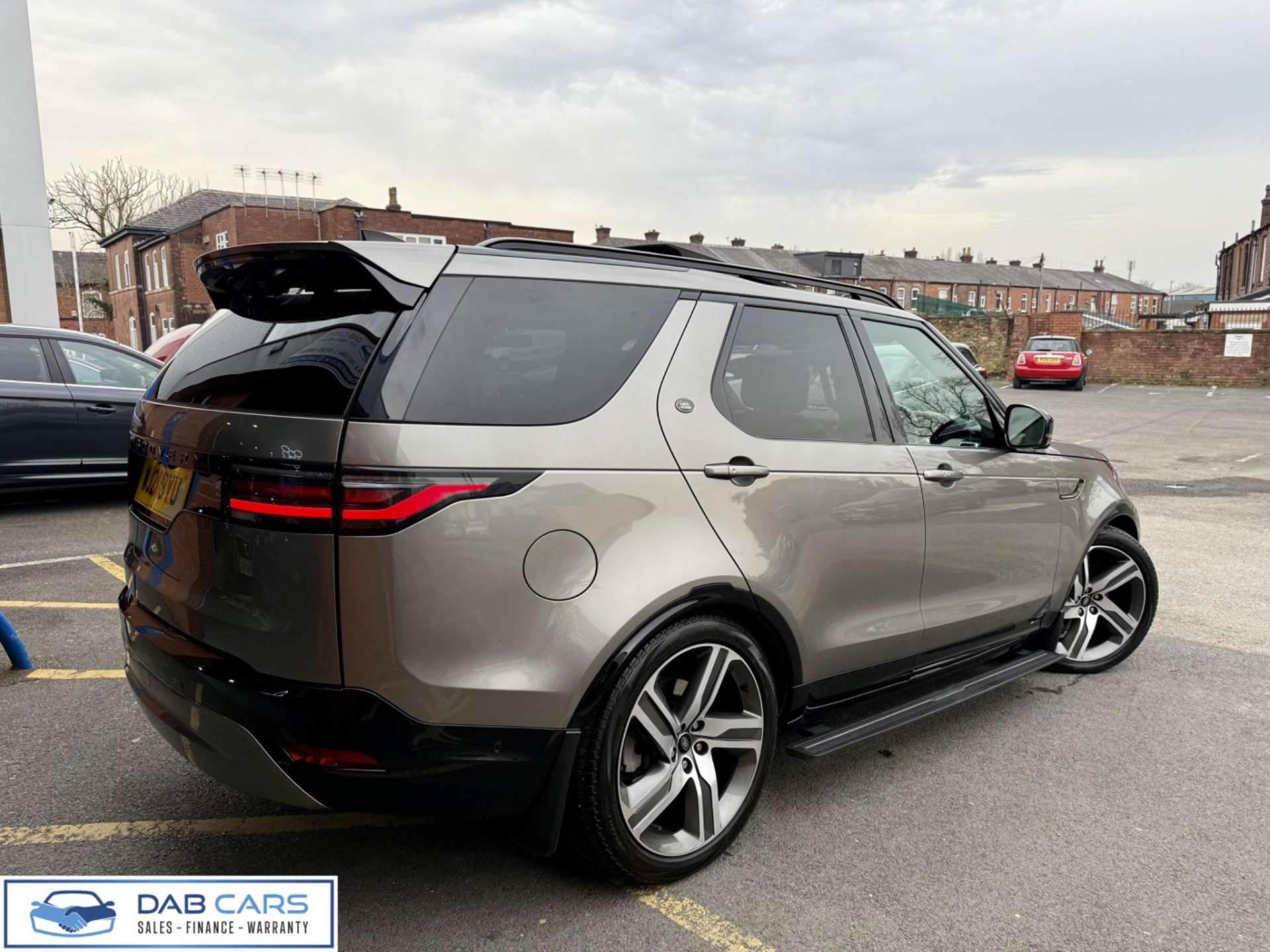 Land Rover Discovery 3.0 D300 MHEV R-Dynamic HSE Auto 4WD Euro 6 (s/s) 5dr #77