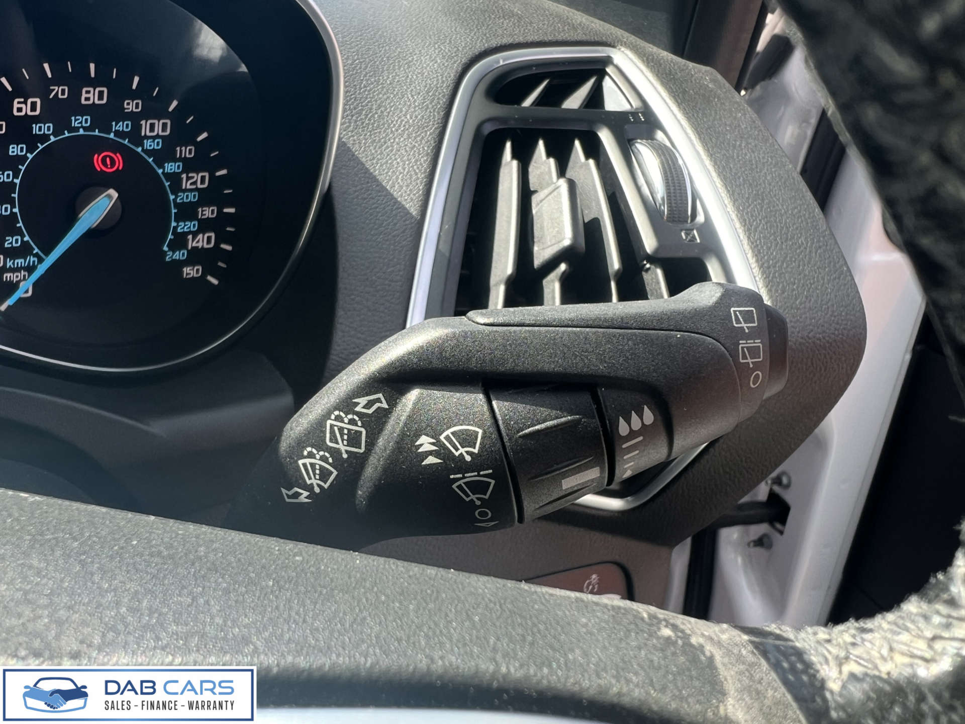 FORD KUGA 2.0 Kuga Titanium TDCI 4x4 Auto 4WD 5dr #43