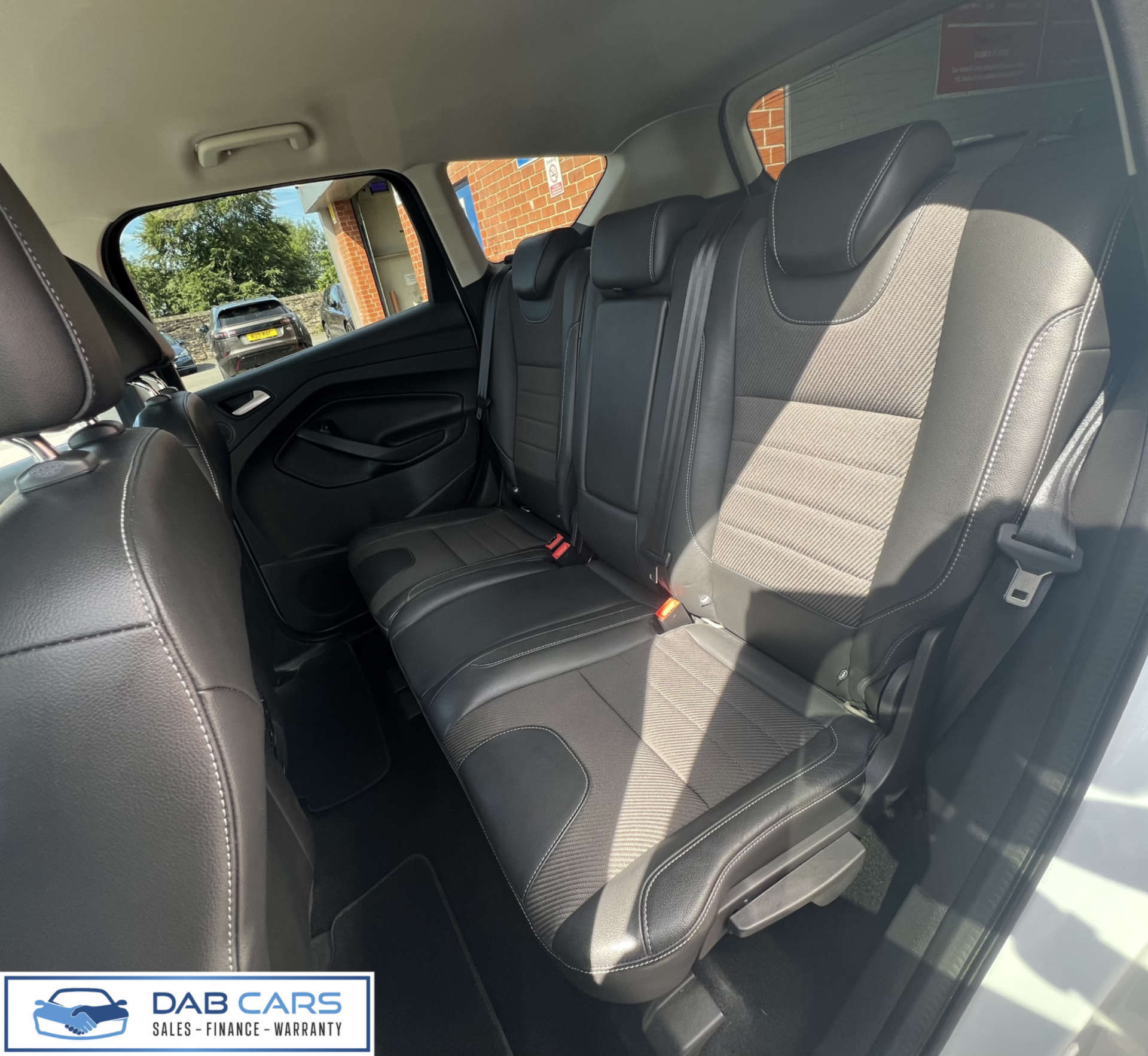 FORD KUGA 2.0 Kuga Titanium TDCI 4x4 Auto 4WD 5dr #57