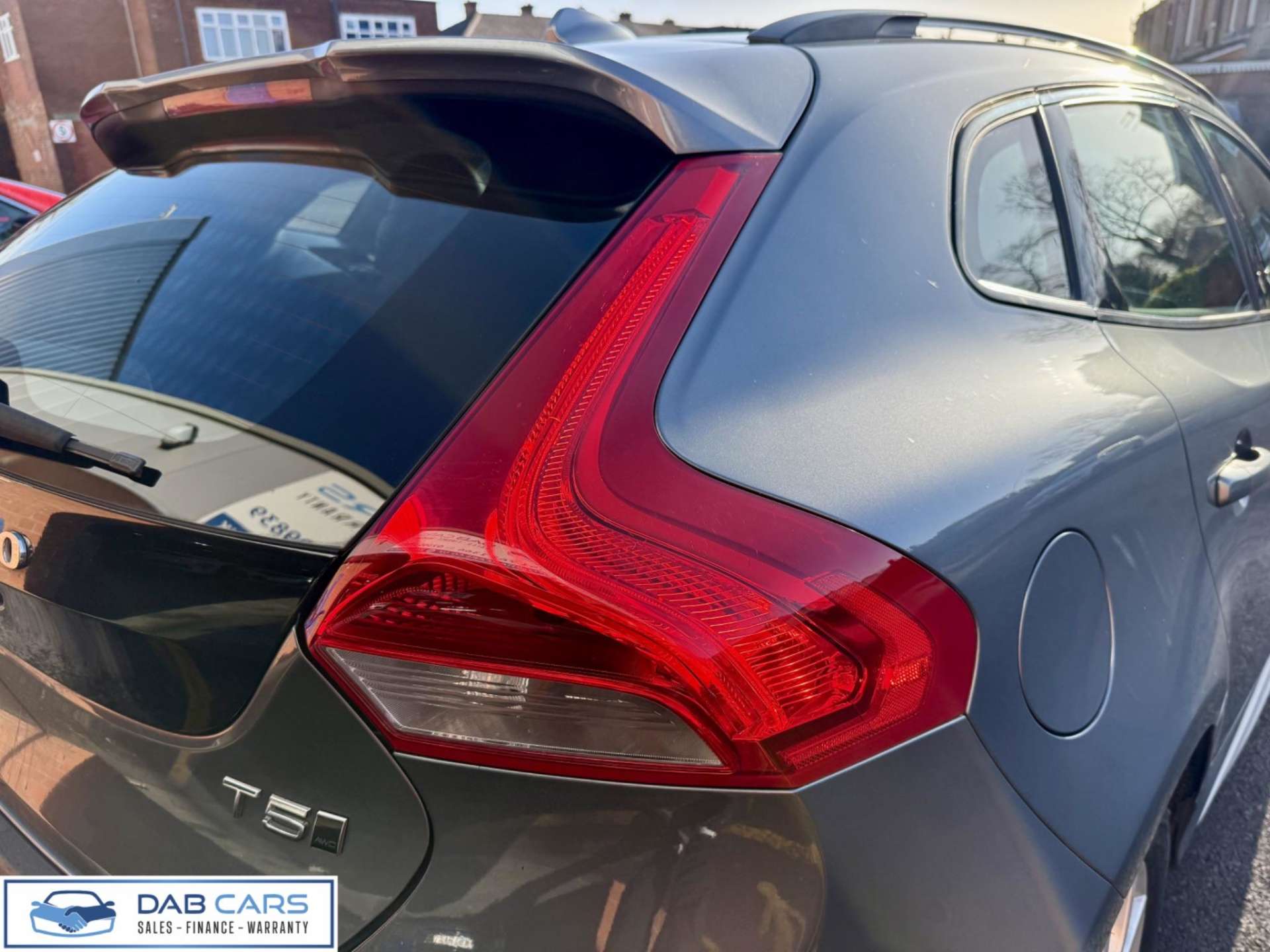Volvo V40 Cross Country 2.0 T5 Pro Auto AWD Euro 6 (s/s) 5dr #48