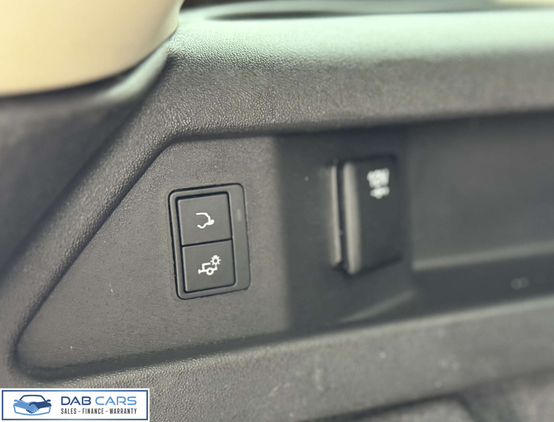 Land Rover Discovery Sport 2.0 Discovery Sport Luxury HSE TD4 Auto 4WD 5dr #24