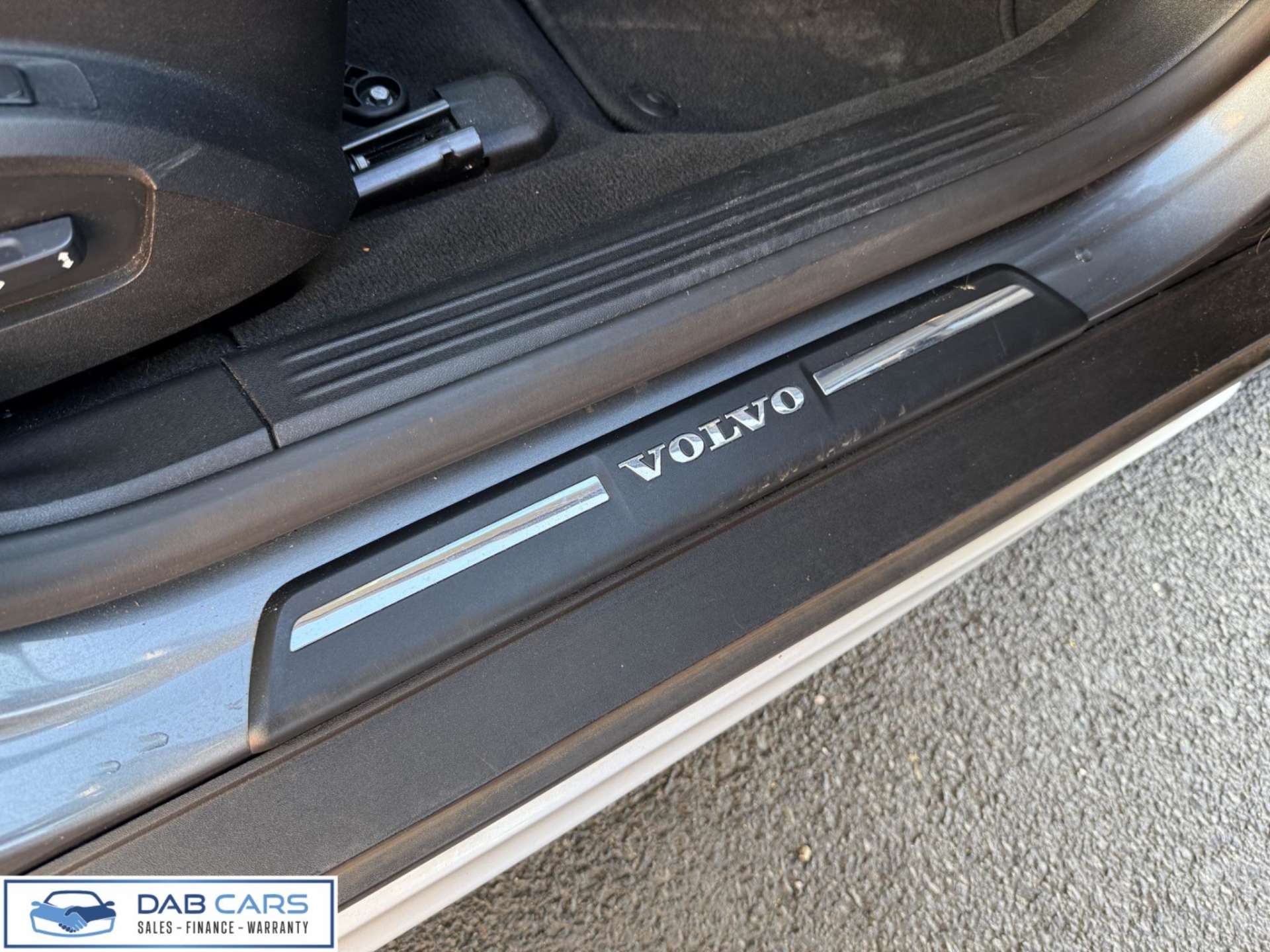 Volvo V40 Cross Country 2.0 T5 Pro Auto AWD Euro 6 (s/s) 5dr #55