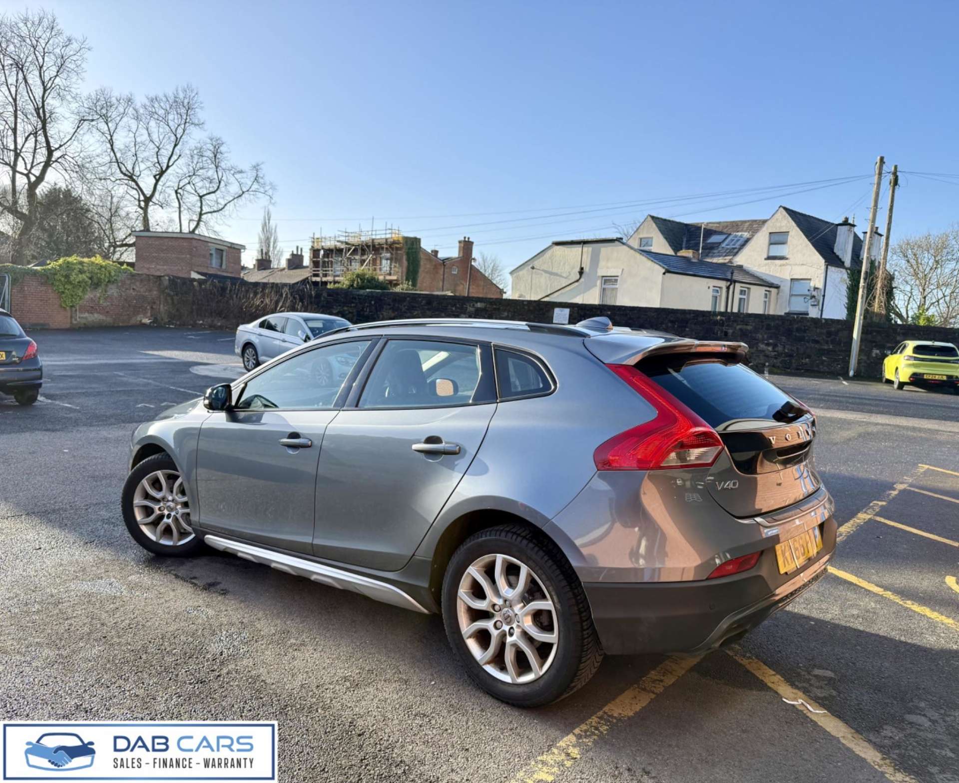 Volvo V40 Cross Country 2.0 T5 Pro Auto AWD Euro 6 (s/s) 5dr #57