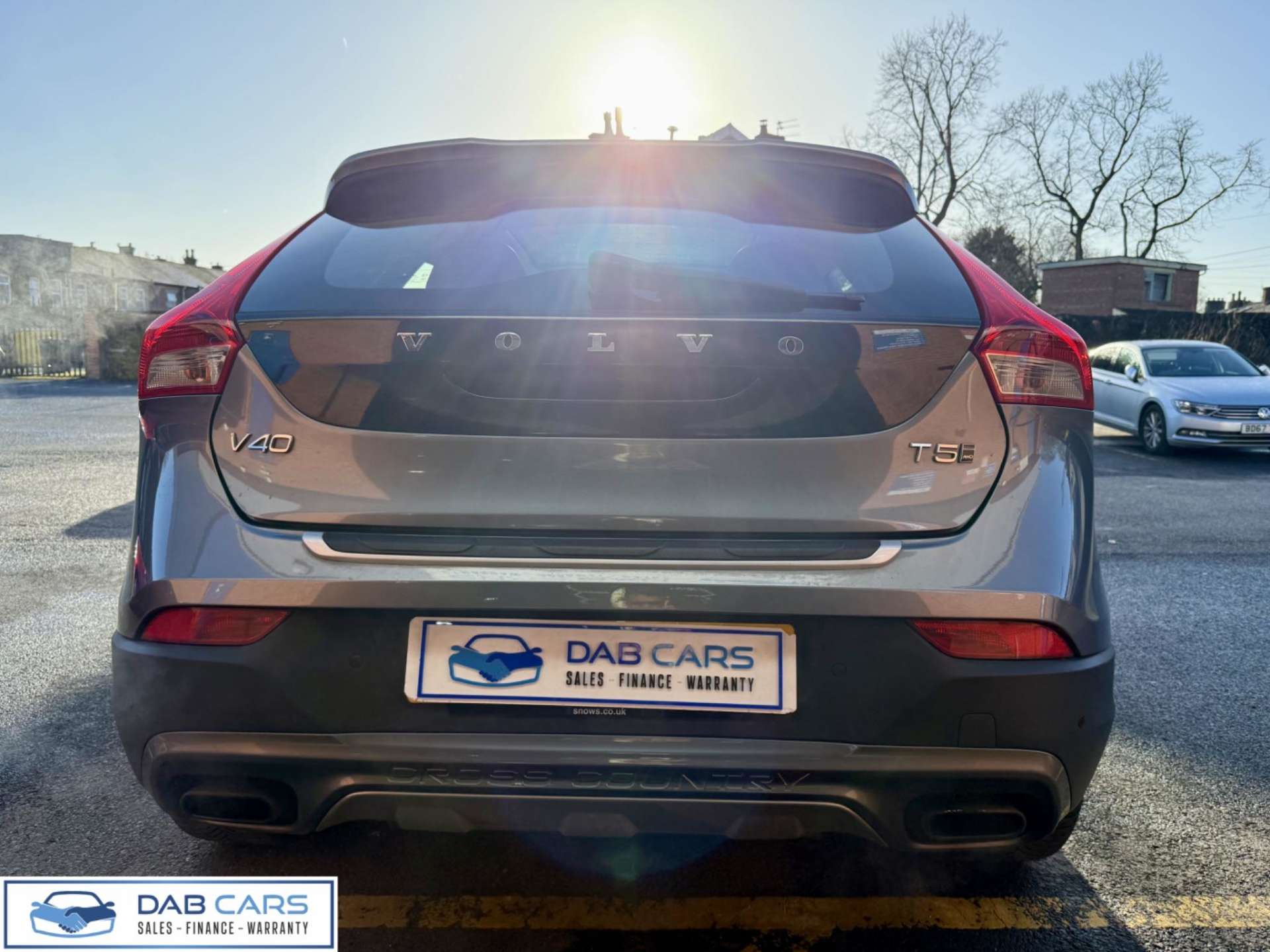 Volvo V40 Cross Country 2.0 T5 Pro Auto AWD Euro 6 (s/s) 5dr #64