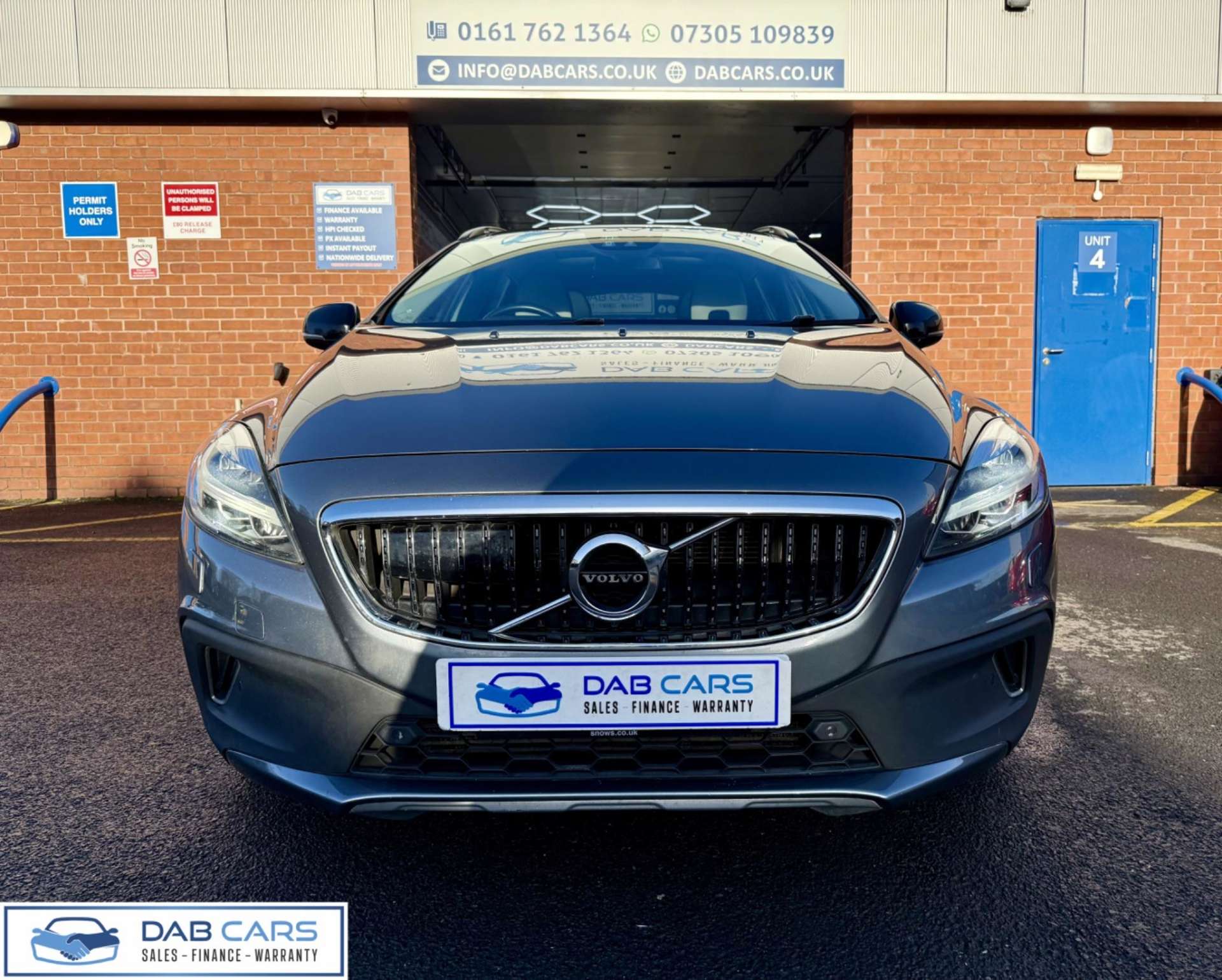 Volvo V40 Cross Country 2.0 T5 Pro Auto AWD Euro 6 (s/s) 5dr #68