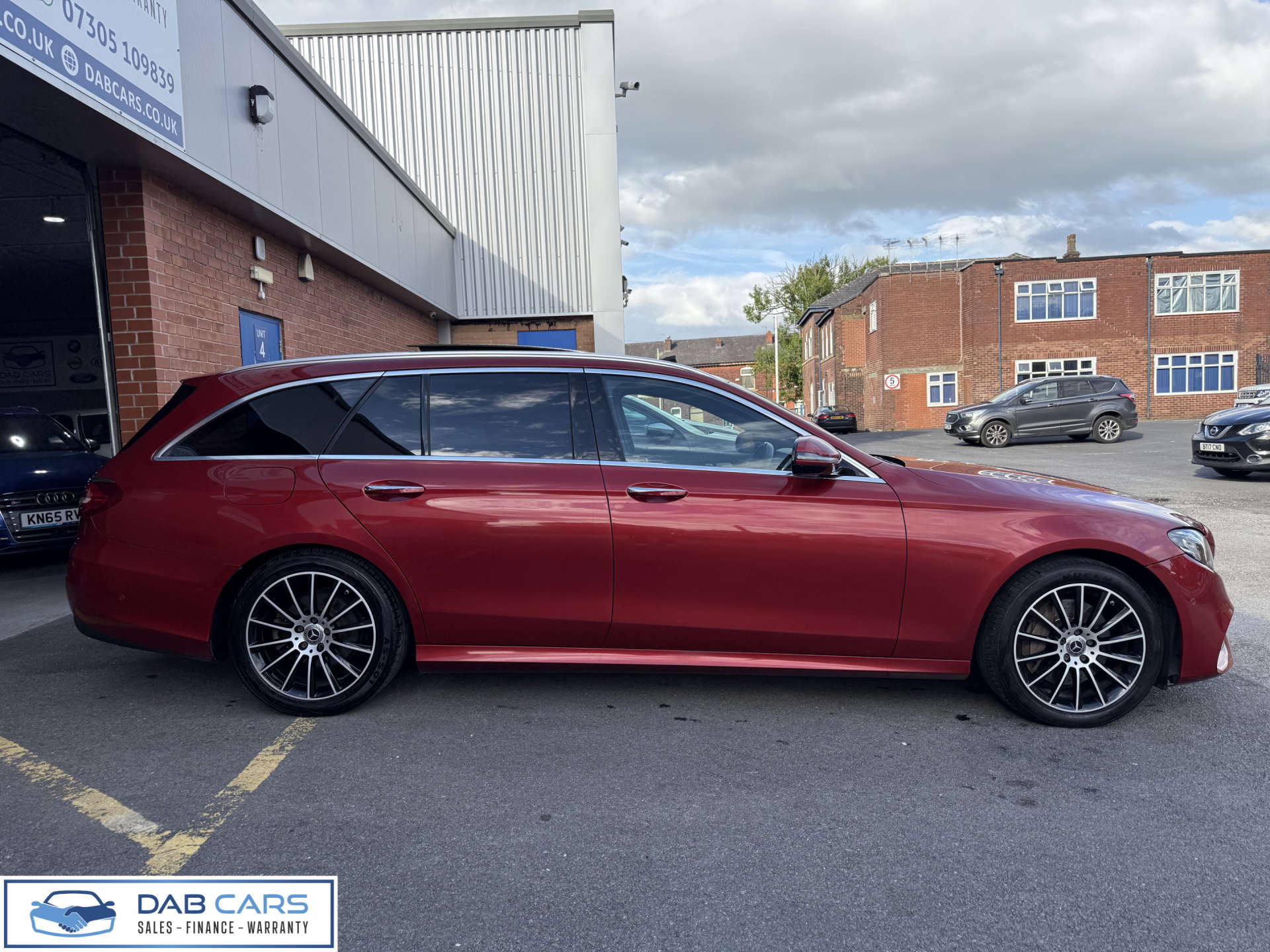 Mercedes-Benz E-CLASS 2.0 E 220 D AMG Line Premium Auto 5dr #18