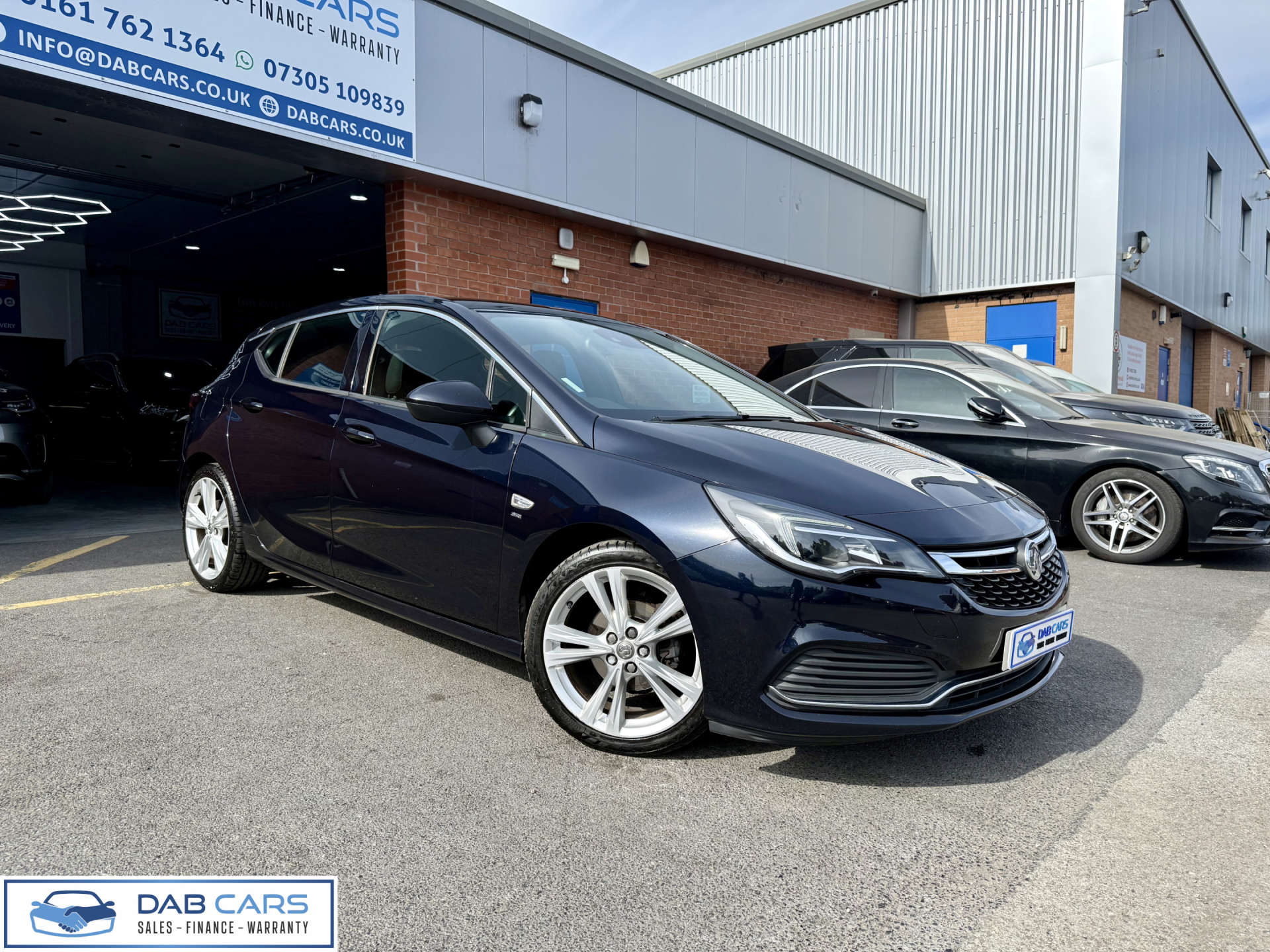 Vauxhall ASTRA 1.4 Astra SRi VX-Line Nav T 5dr #32