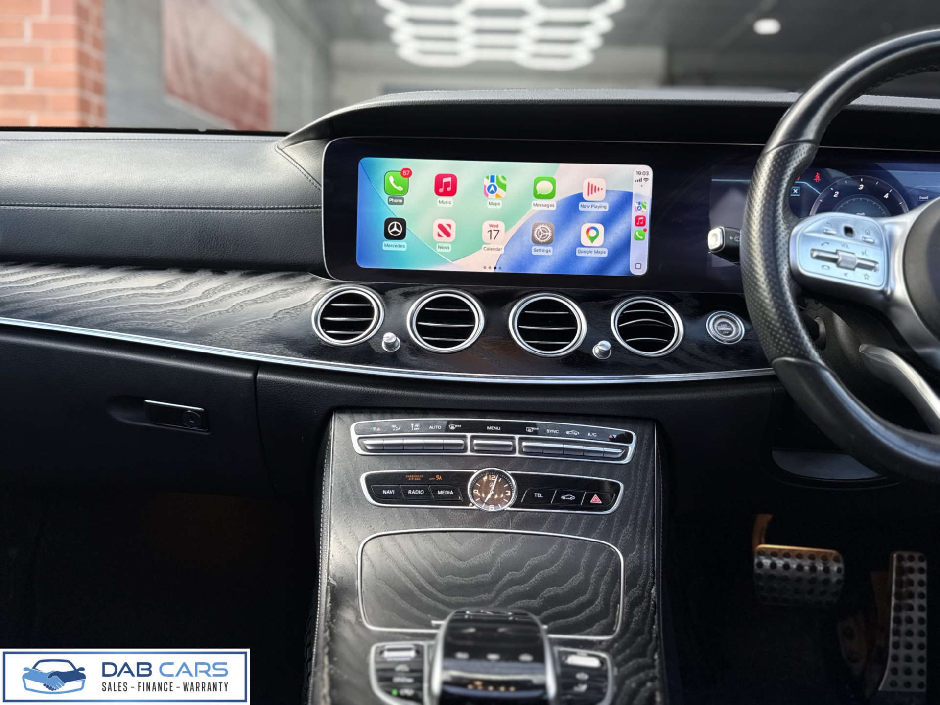 Mercedes-Benz E-CLASS 2.0 E 220 D AMG Line Premium Auto 5dr #36