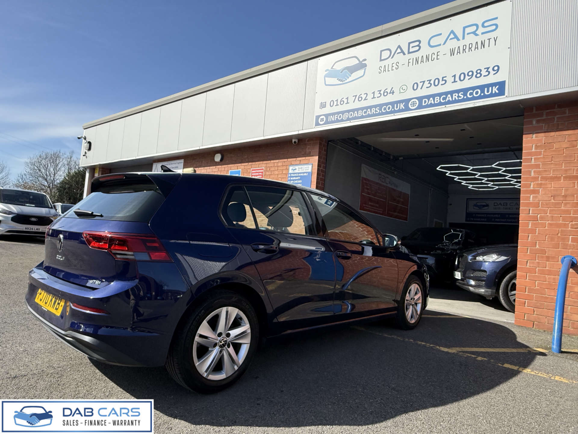 Volkswagen GOLF 1.5 Golf Life eTSI Semi-Auto 5dr #11