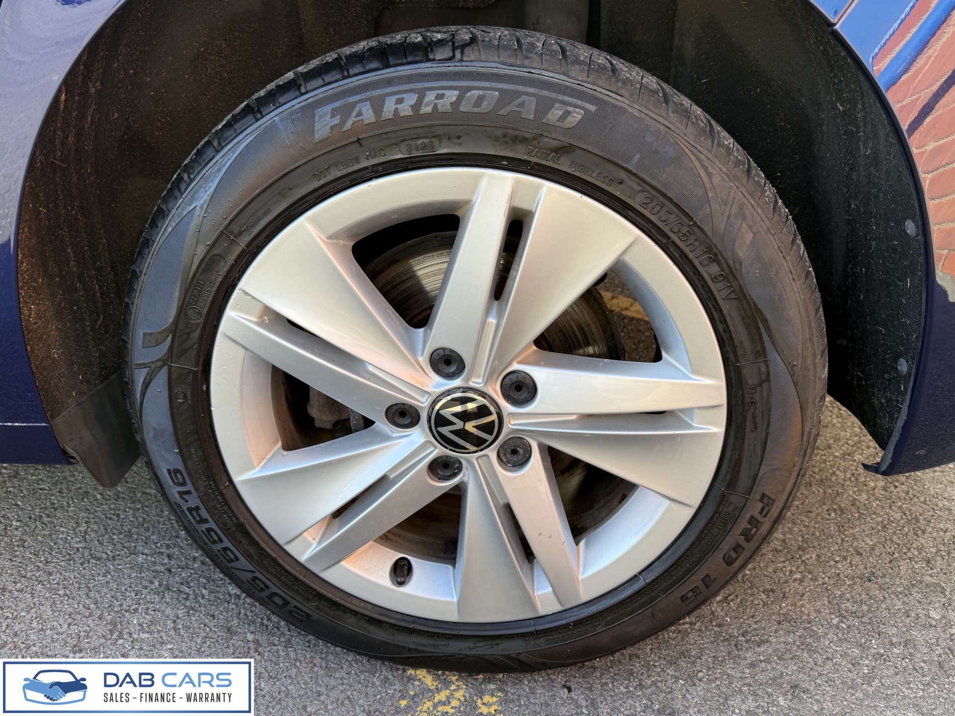 Volkswagen GOLF 1.5 Golf Life eTSI Semi-Auto 5dr #17