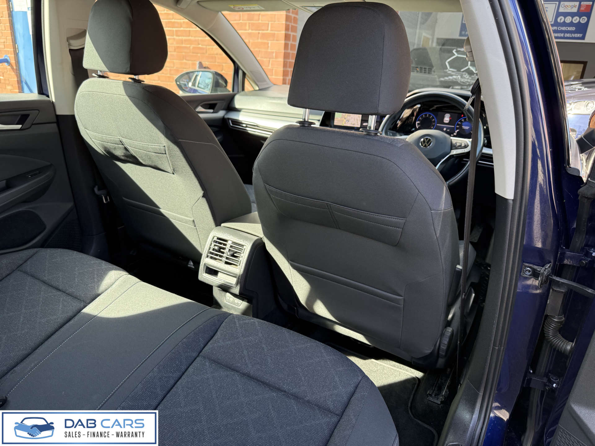 Volkswagen GOLF 1.5 Golf Life eTSI Semi-Auto 5dr #24