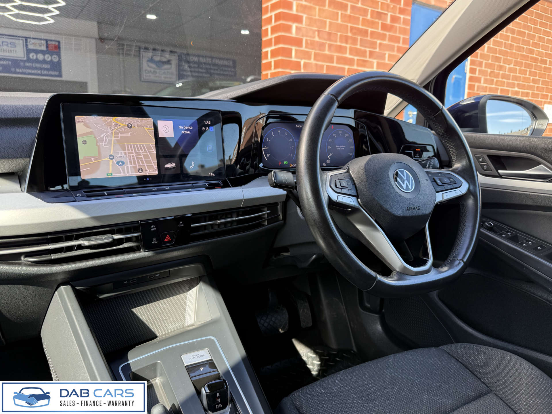 Volkswagen GOLF 1.5 Golf Life eTSI Semi-Auto 5dr #34