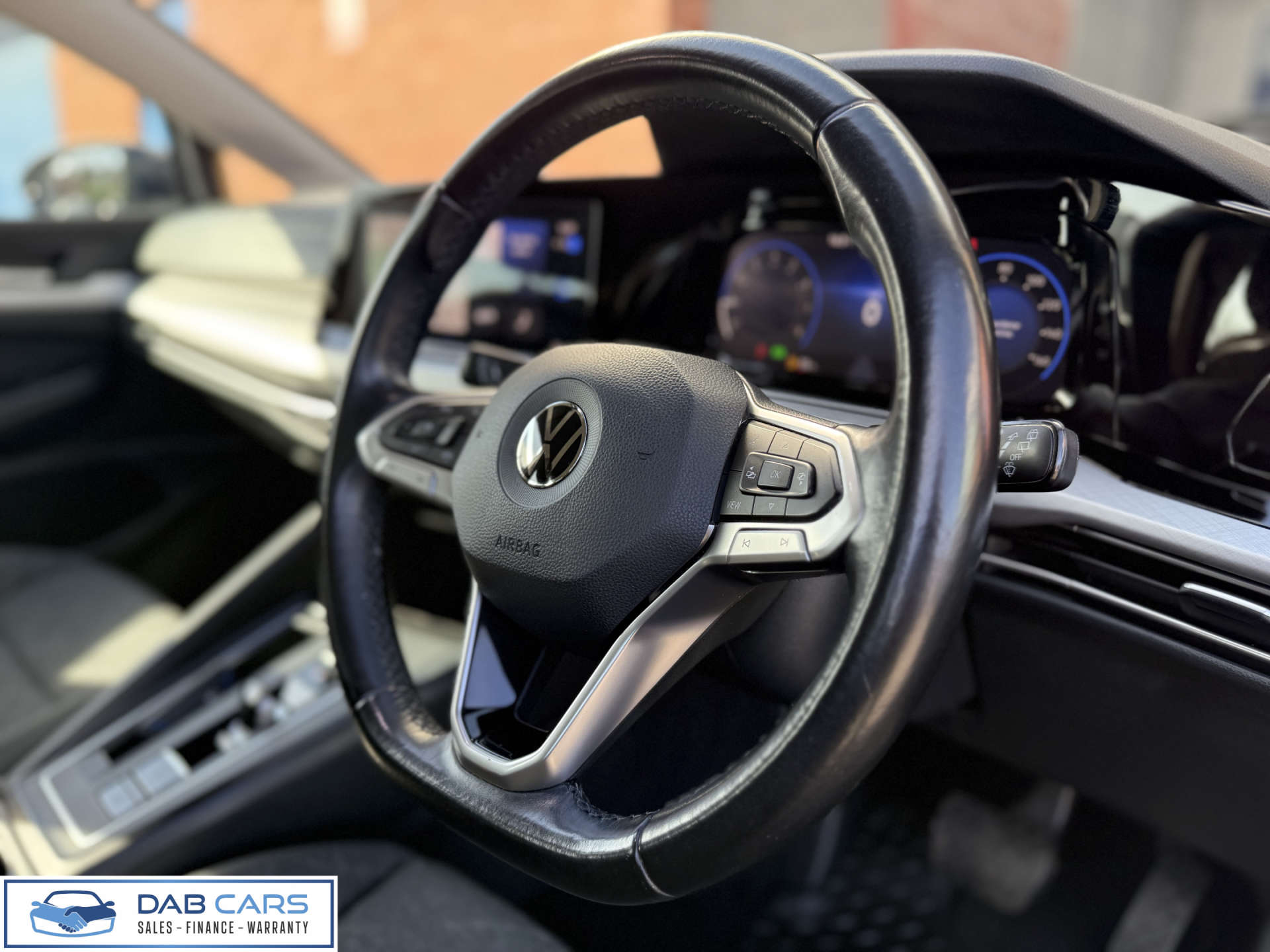 Volkswagen GOLF 1.5 Golf Life eTSI Semi-Auto 5dr #45