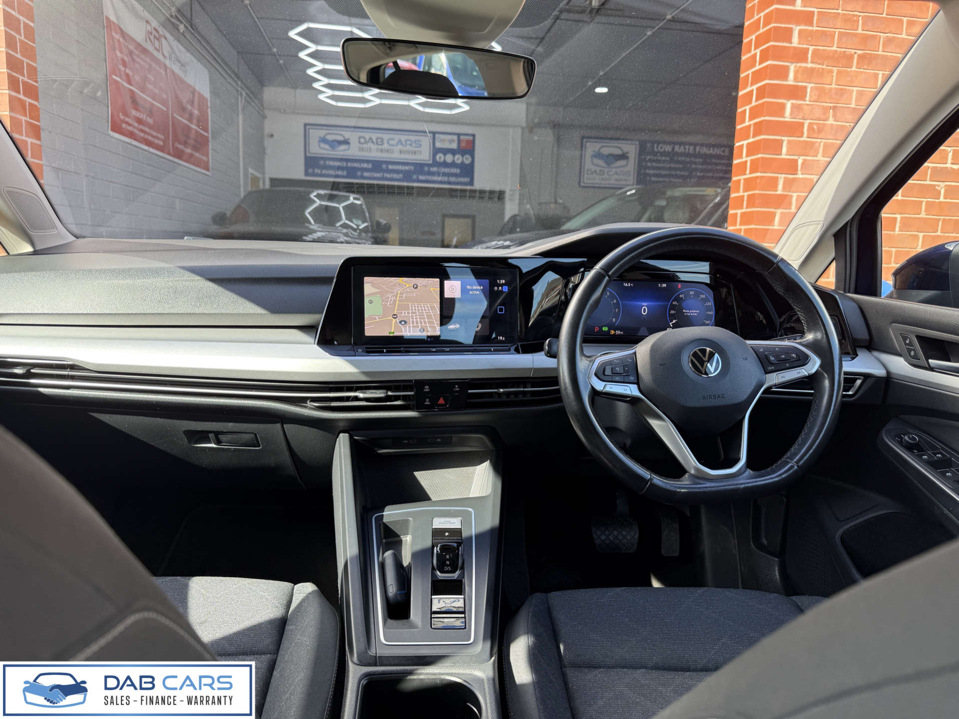 Volkswagen GOLF 1.5 Golf Life eTSI Semi-Auto 5dr #47