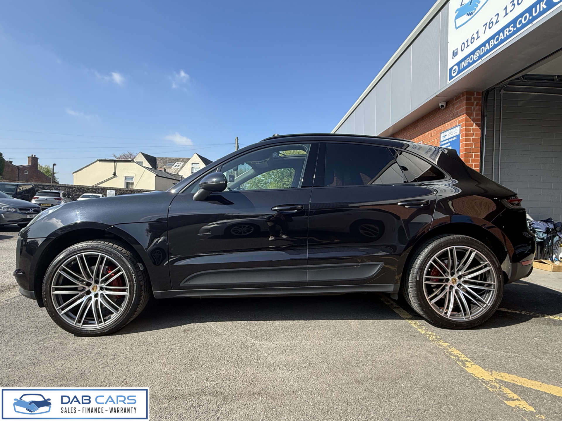 PORSCHE MACAN 2.0 Macan Semi-Auto 4WD 5dr #10