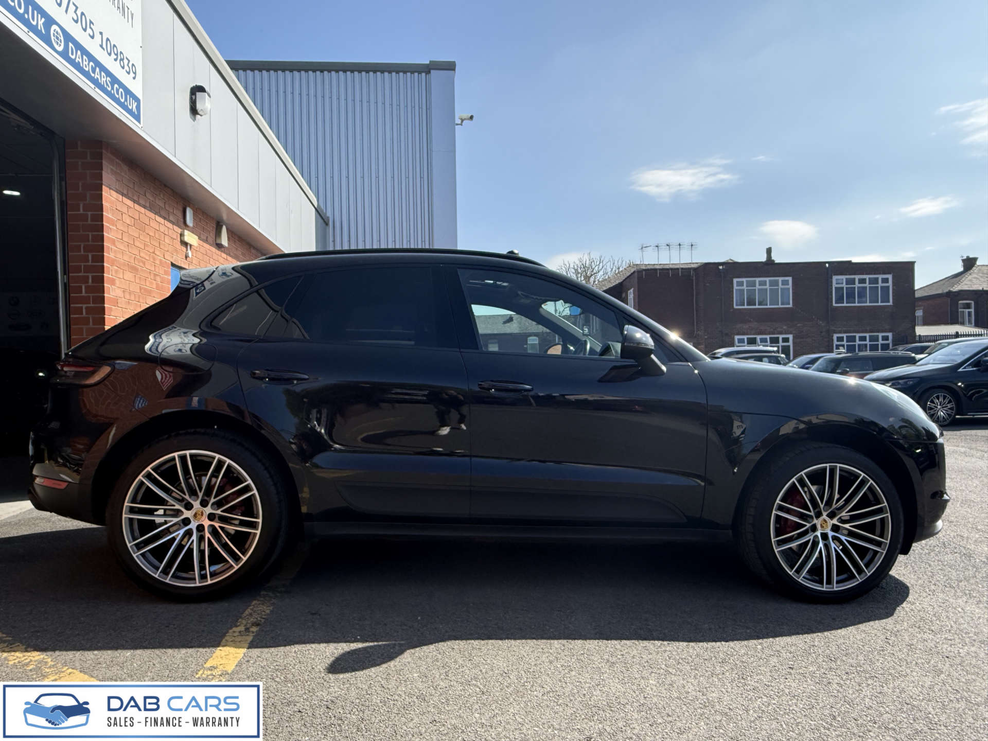 PORSCHE MACAN 2.0 Macan Semi-Auto 4WD 5dr #13