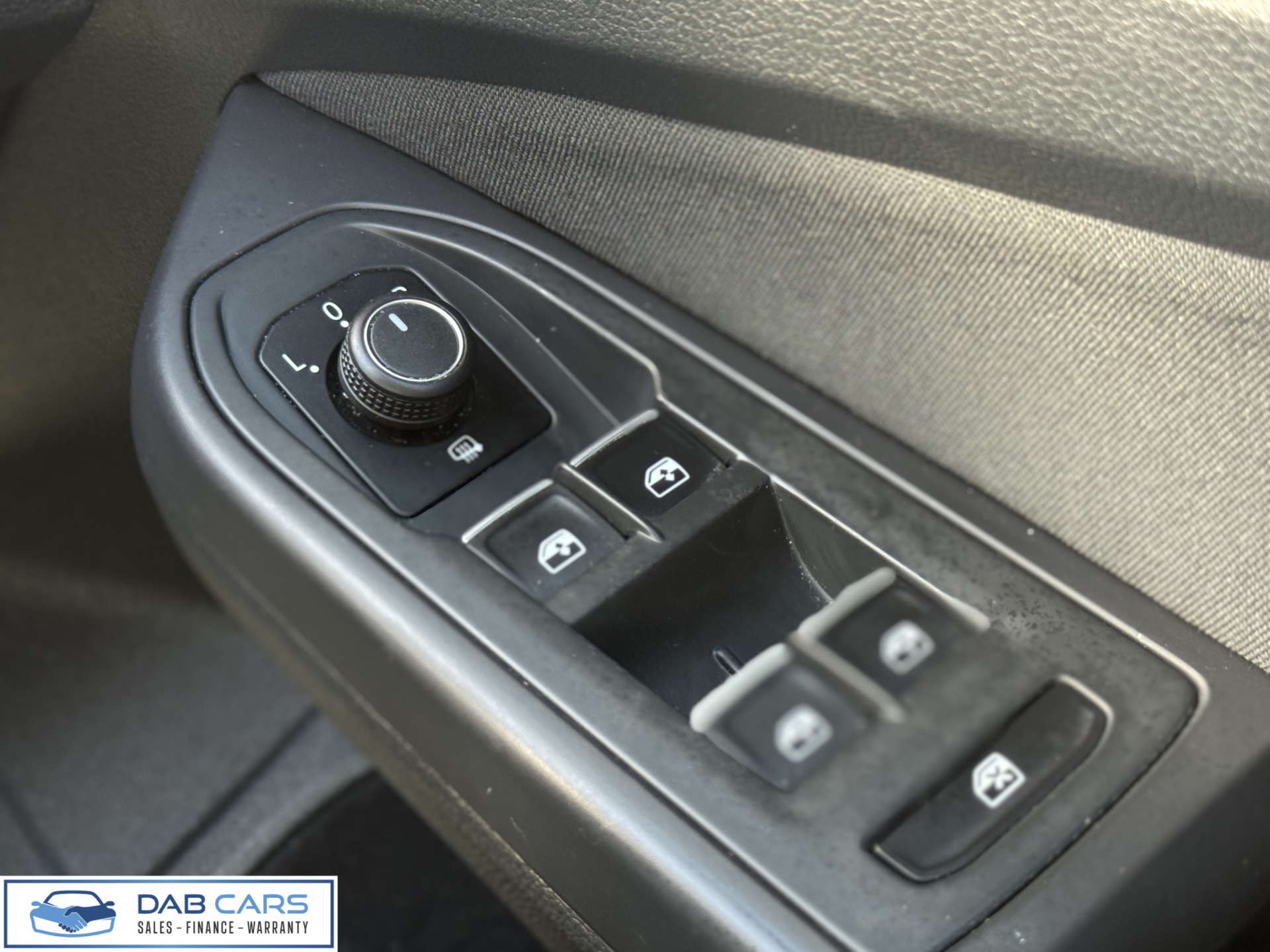 Volkswagen GOLF 1.5 Golf Life eTSI Semi-Auto 5dr #54