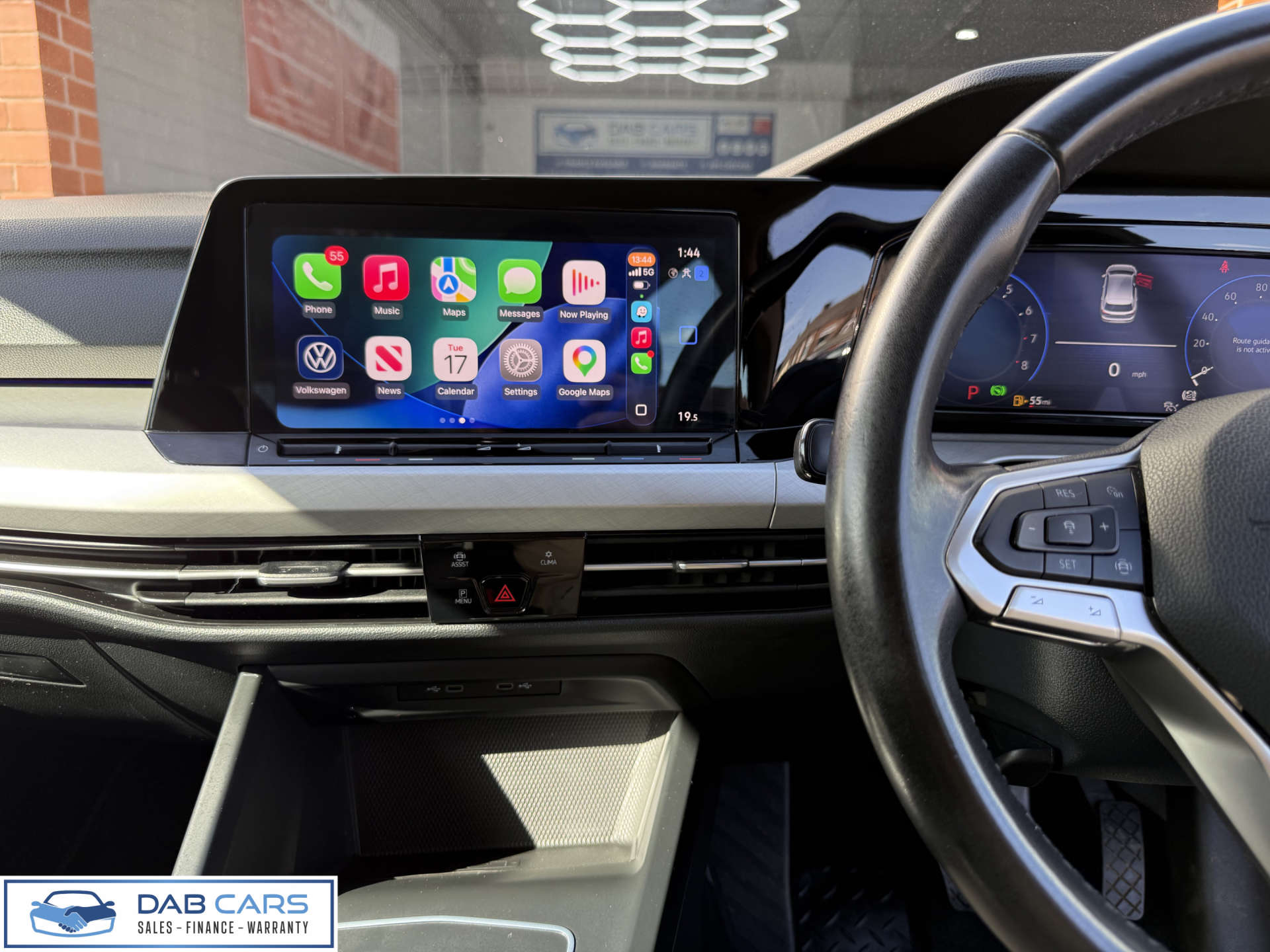 Volkswagen GOLF 1.5 Golf Life eTSI Semi-Auto 5dr #60