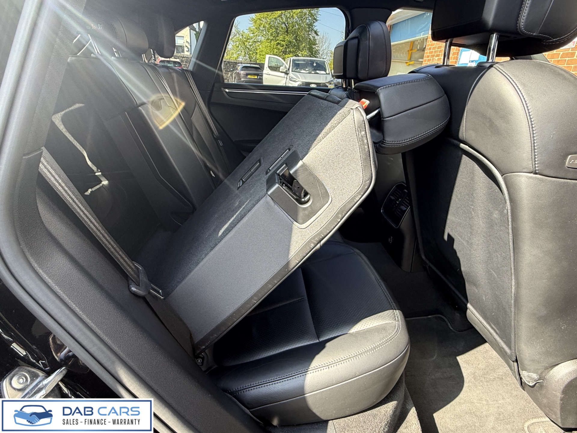 PORSCHE MACAN 2.0 Macan Semi-Auto 4WD 5dr #37