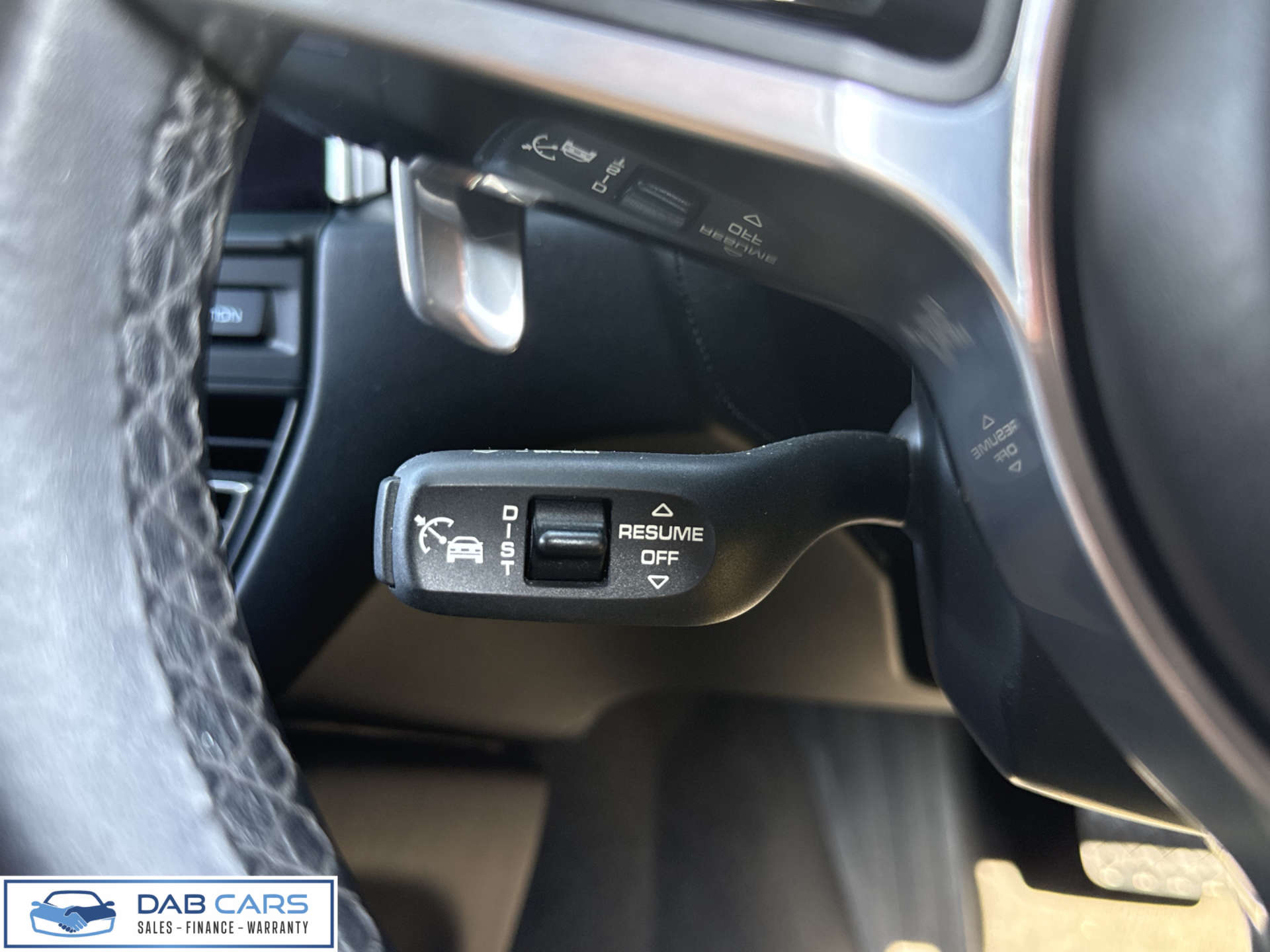 PORSCHE MACAN 2.0 Macan Semi-Auto 4WD 5dr #47