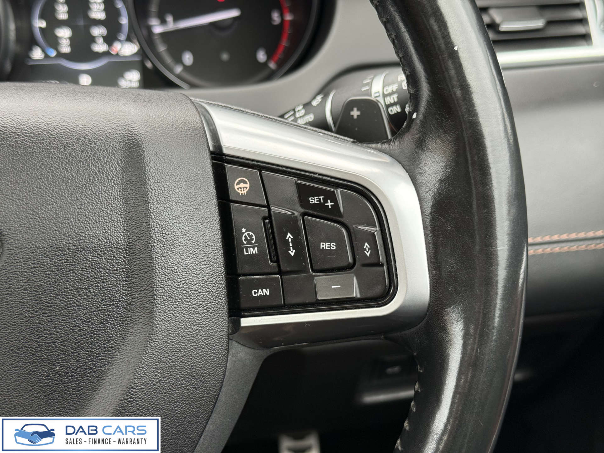 Land Rover Discovery Sport 2.0 Discovery Sport Luxury HSE TD4 Auto 4WD 5dr #33