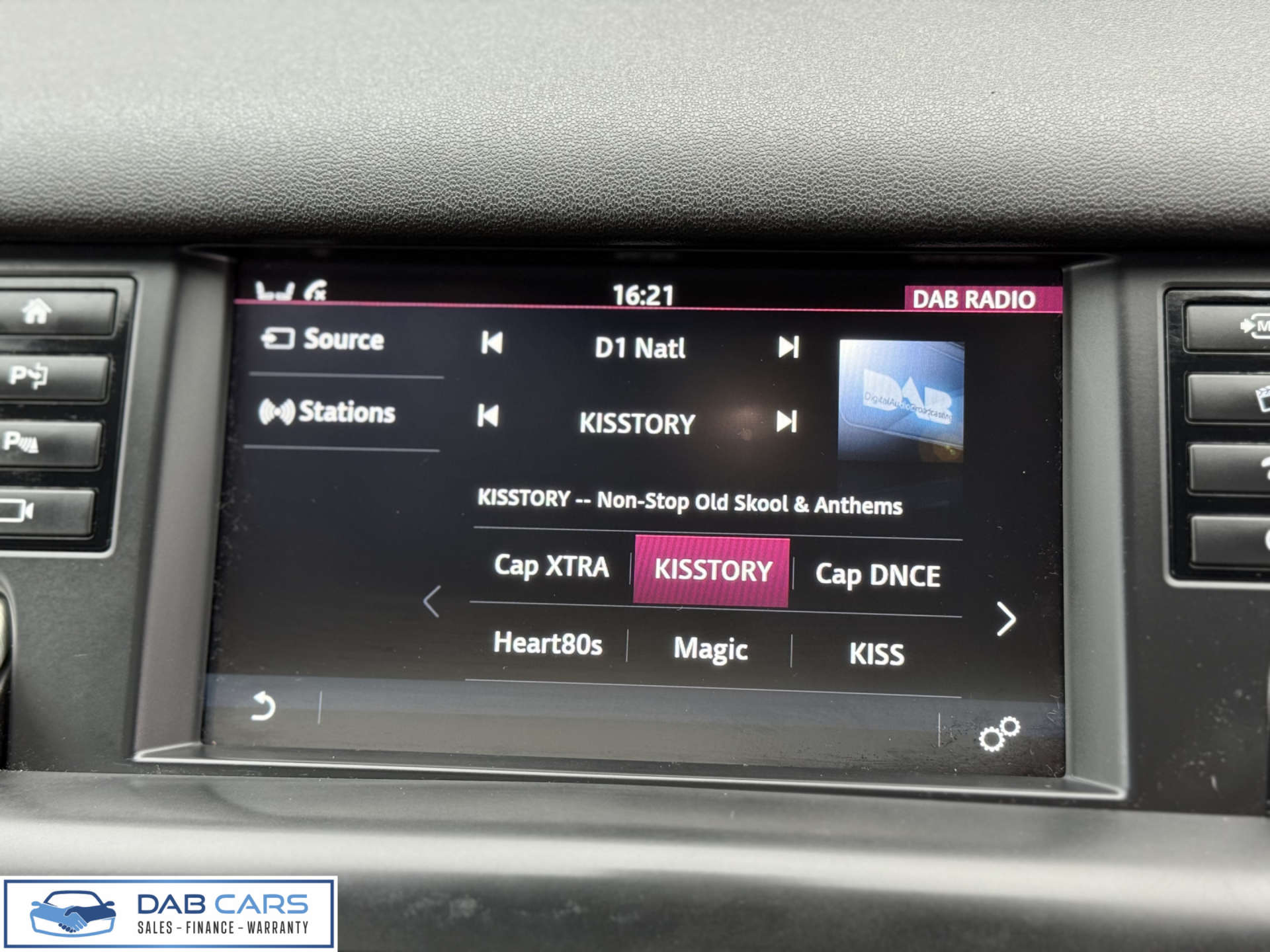 Land Rover Discovery Sport 2.0 Discovery Sport Luxury HSE TD4 Auto 4WD 5dr #98