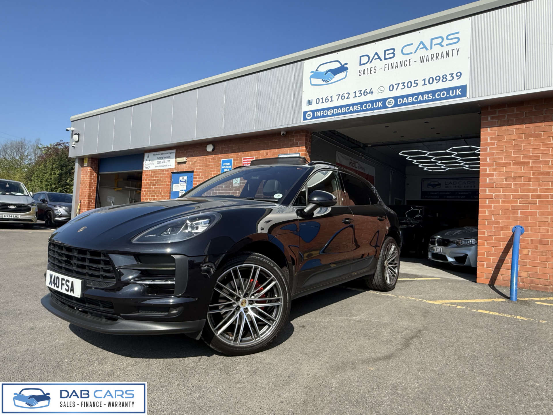 PORSCHE MACAN 2.0 Macan Semi-Auto 4WD 5dr #67