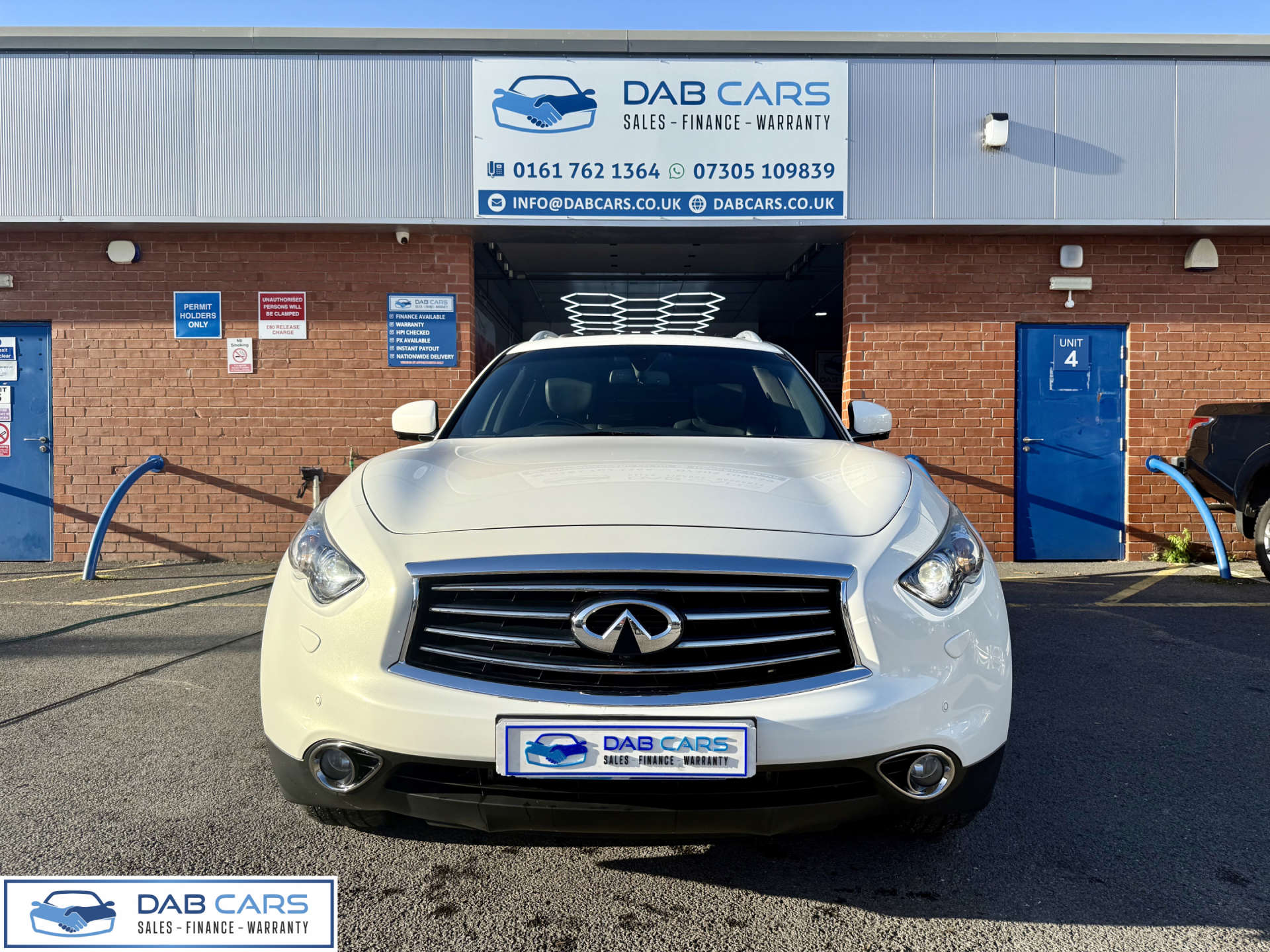INFINITI QX70 3.0 QX70 S Premium D Auto 4WD 5dr #1