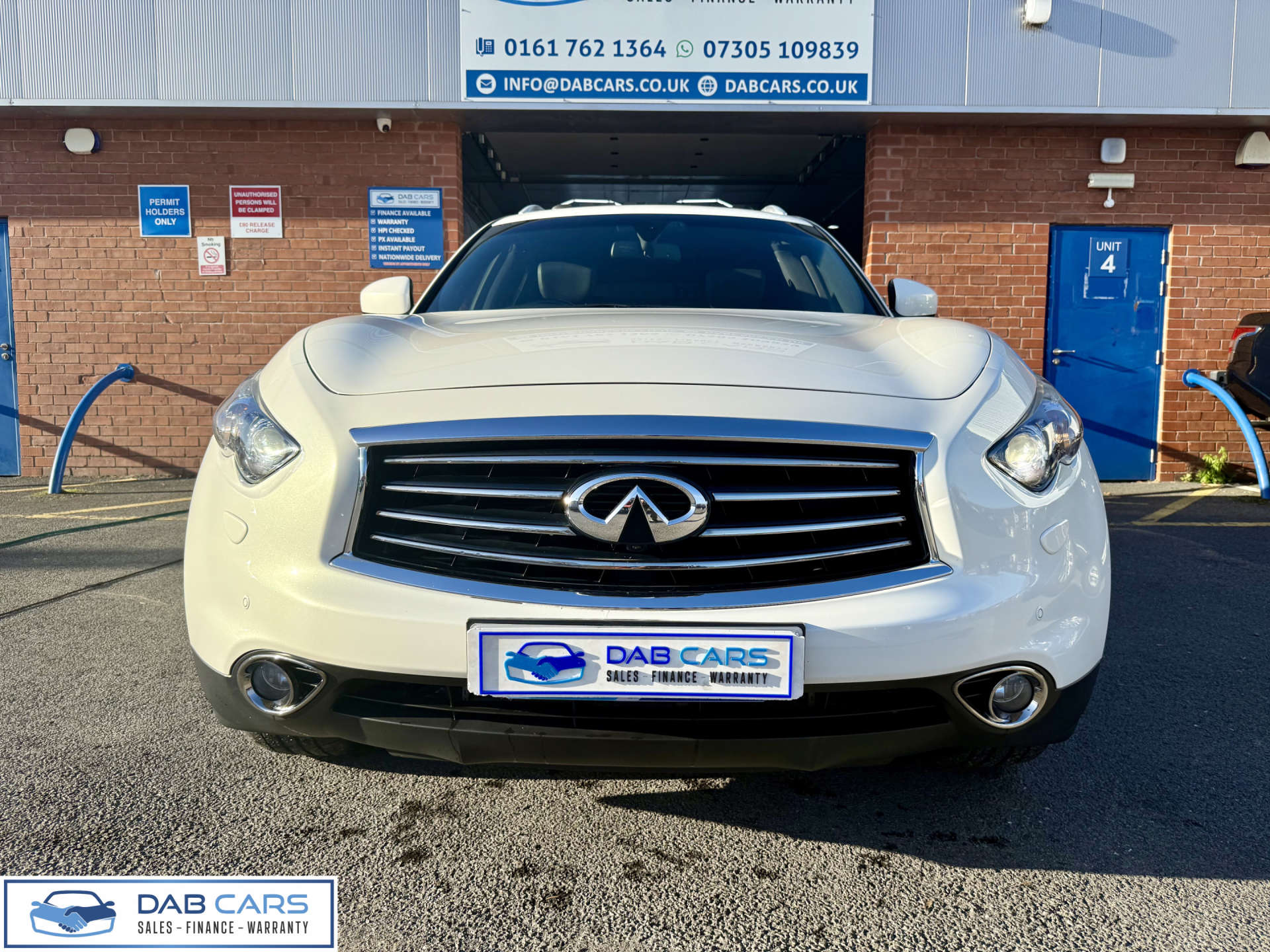 INFINITI QX70 3.0 QX70 S Premium D Auto 4WD 5dr #82