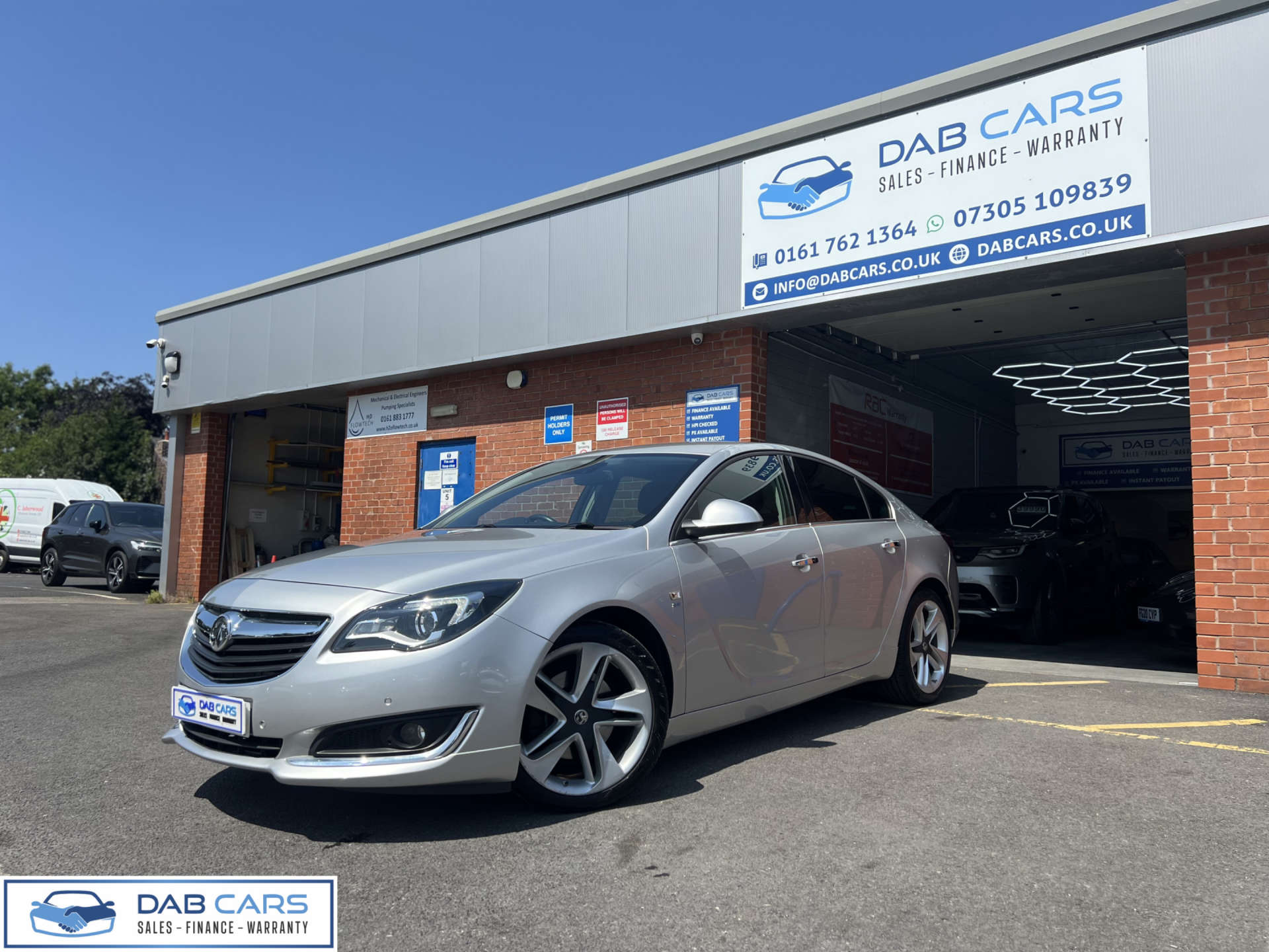 Vauxhall INSIGNIA 2.0 Insignia SRI Nav CDTI Auto 5dr #26