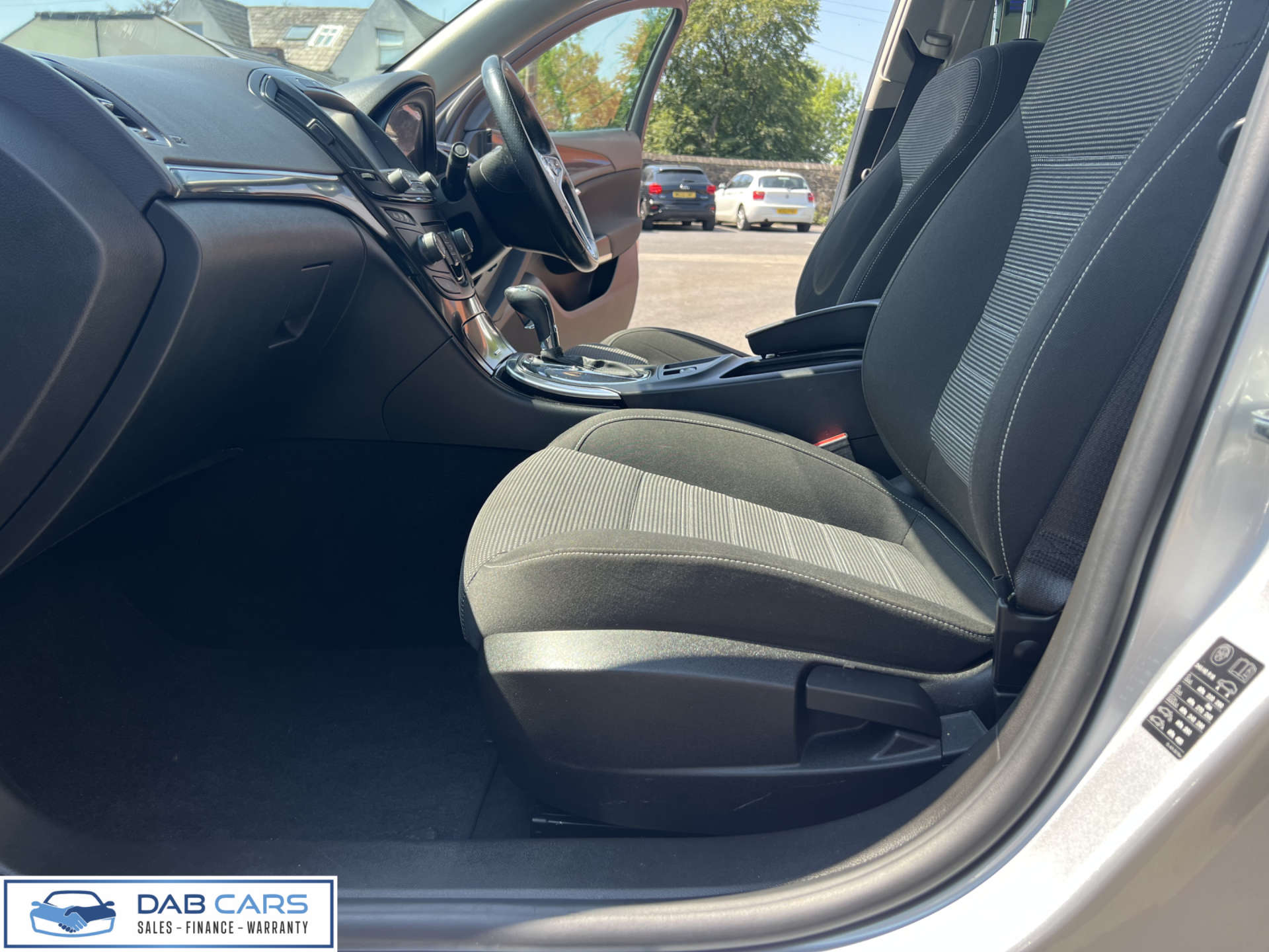Vauxhall INSIGNIA 2.0 Insignia SRI Nav CDTI Auto 5dr #39